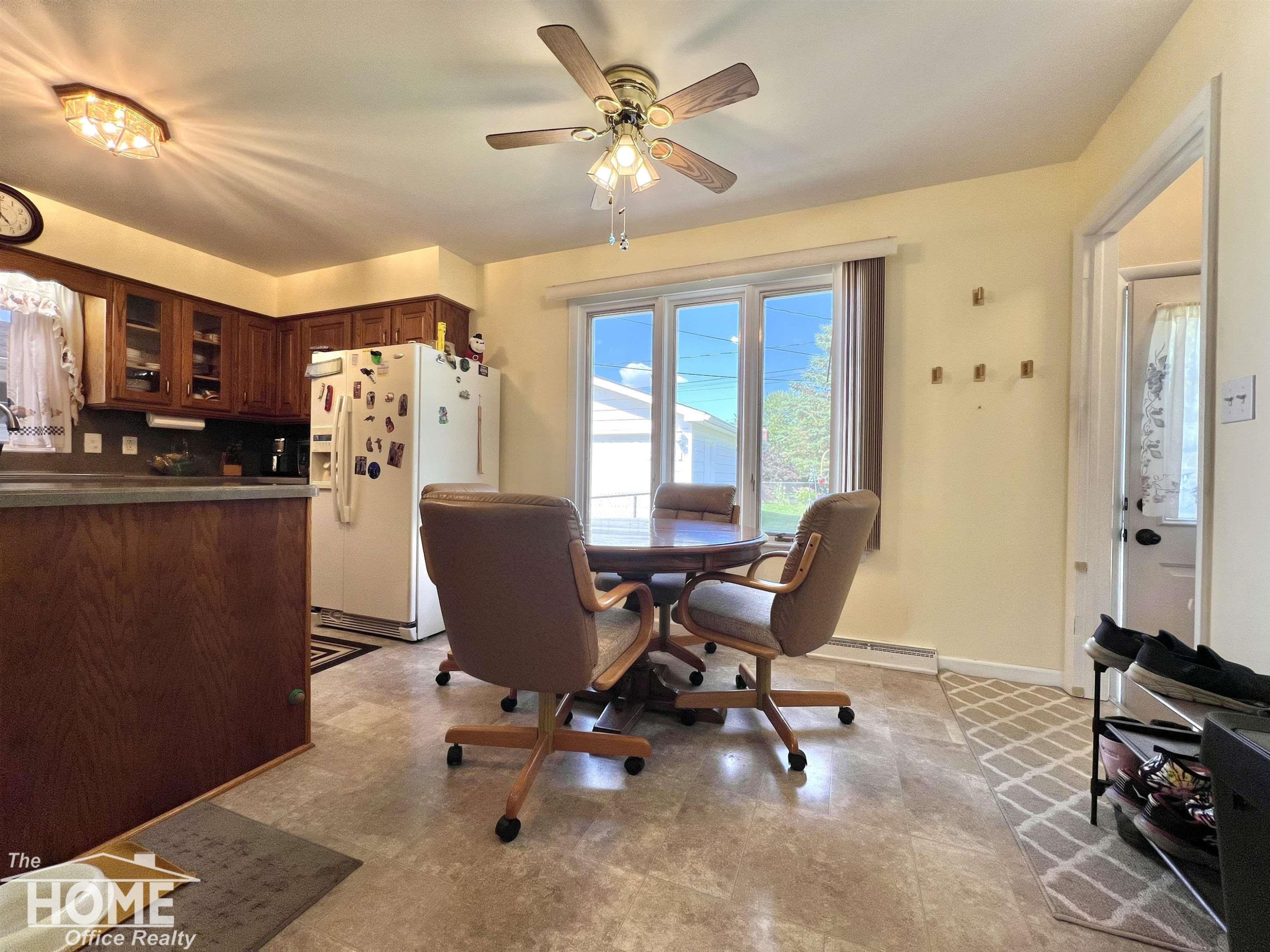 809 Moore Street, Owosso, MI 48867 — Photo 8