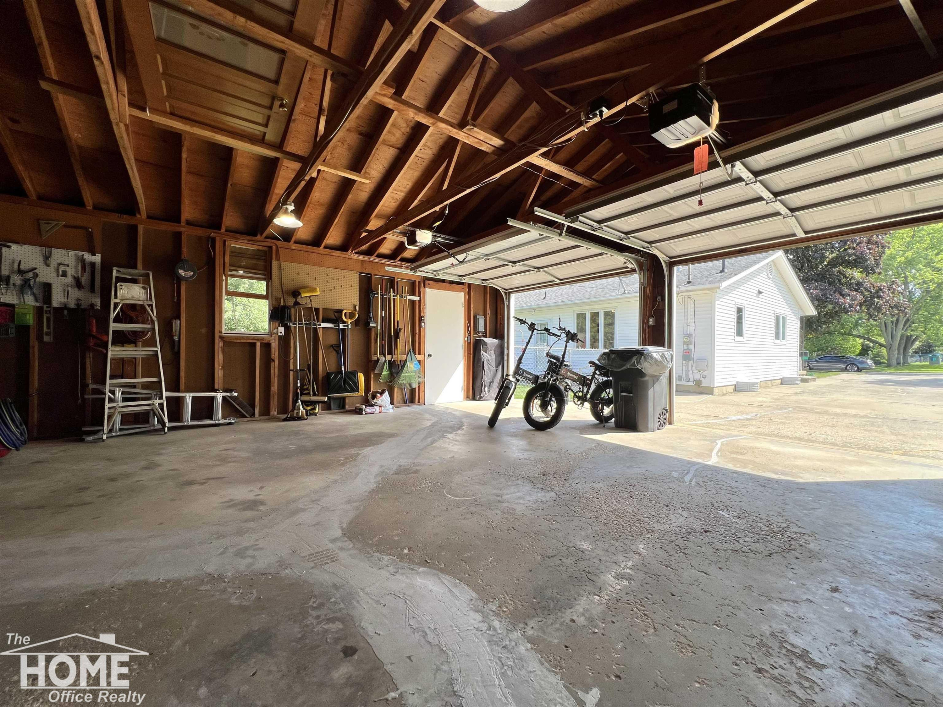 809 Moore Street, Owosso, MI 48867 — Photo 30