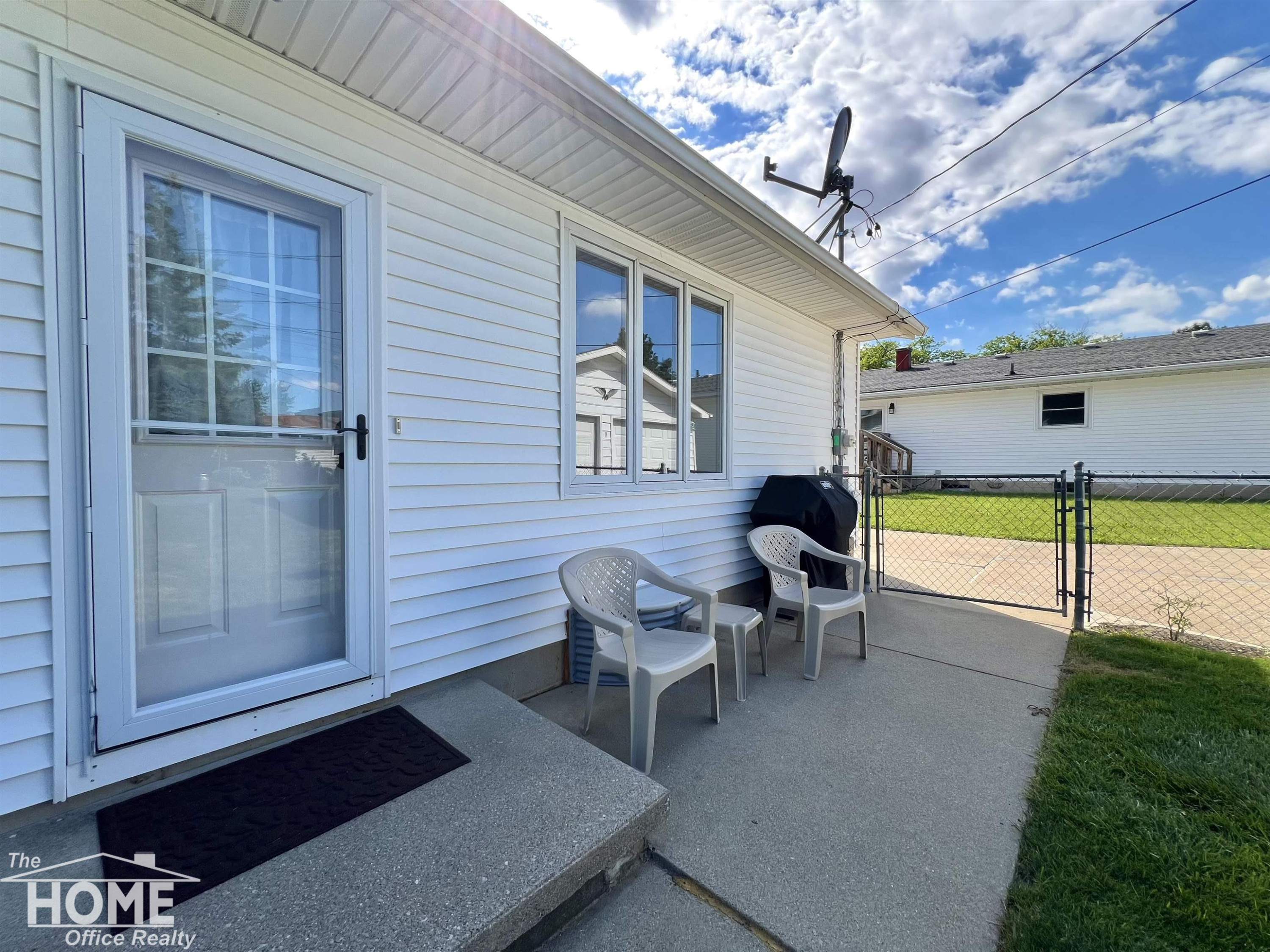 809 Moore Street, Owosso, MI 48867 — Photo 43