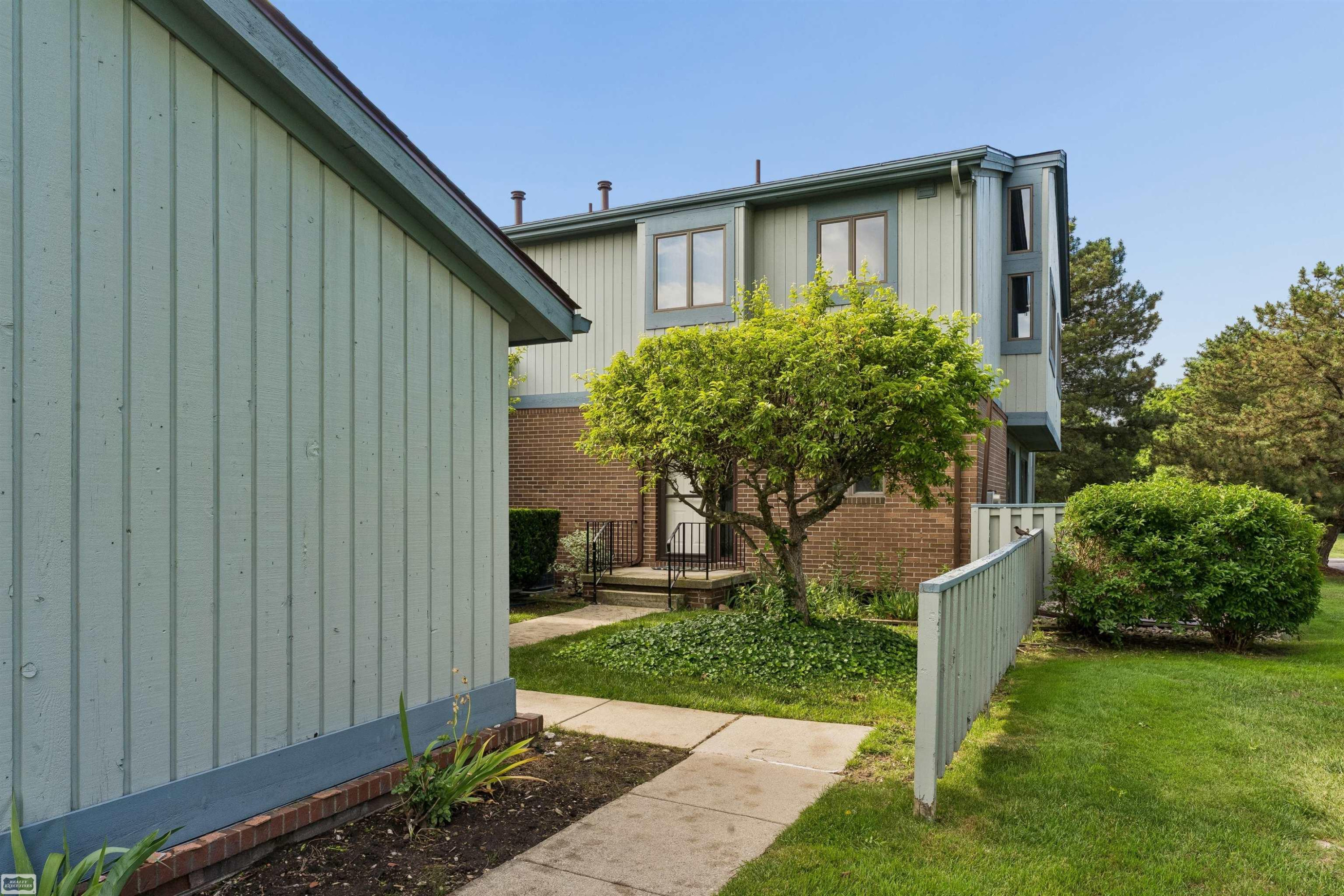 1715 River Road, MI 48079 — Photo 9