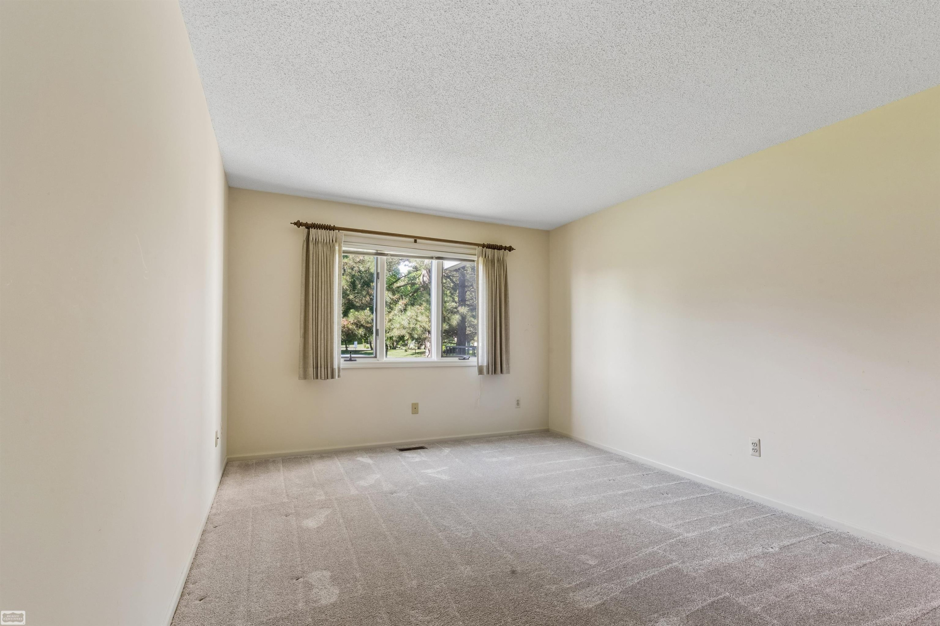 1715 River Road, MI 48079 — Photo 24