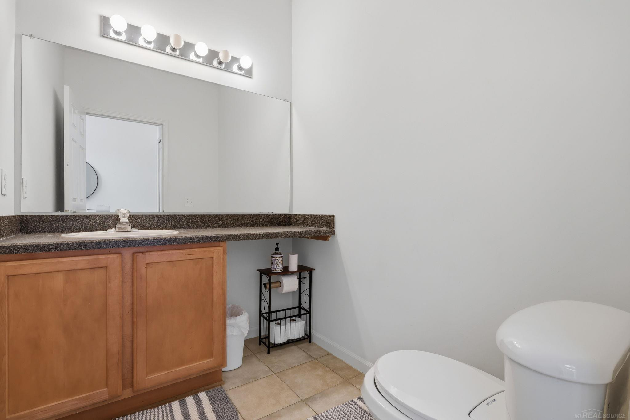 4048 Summerfield Drive, Troy, MI 48085 — Photo 14