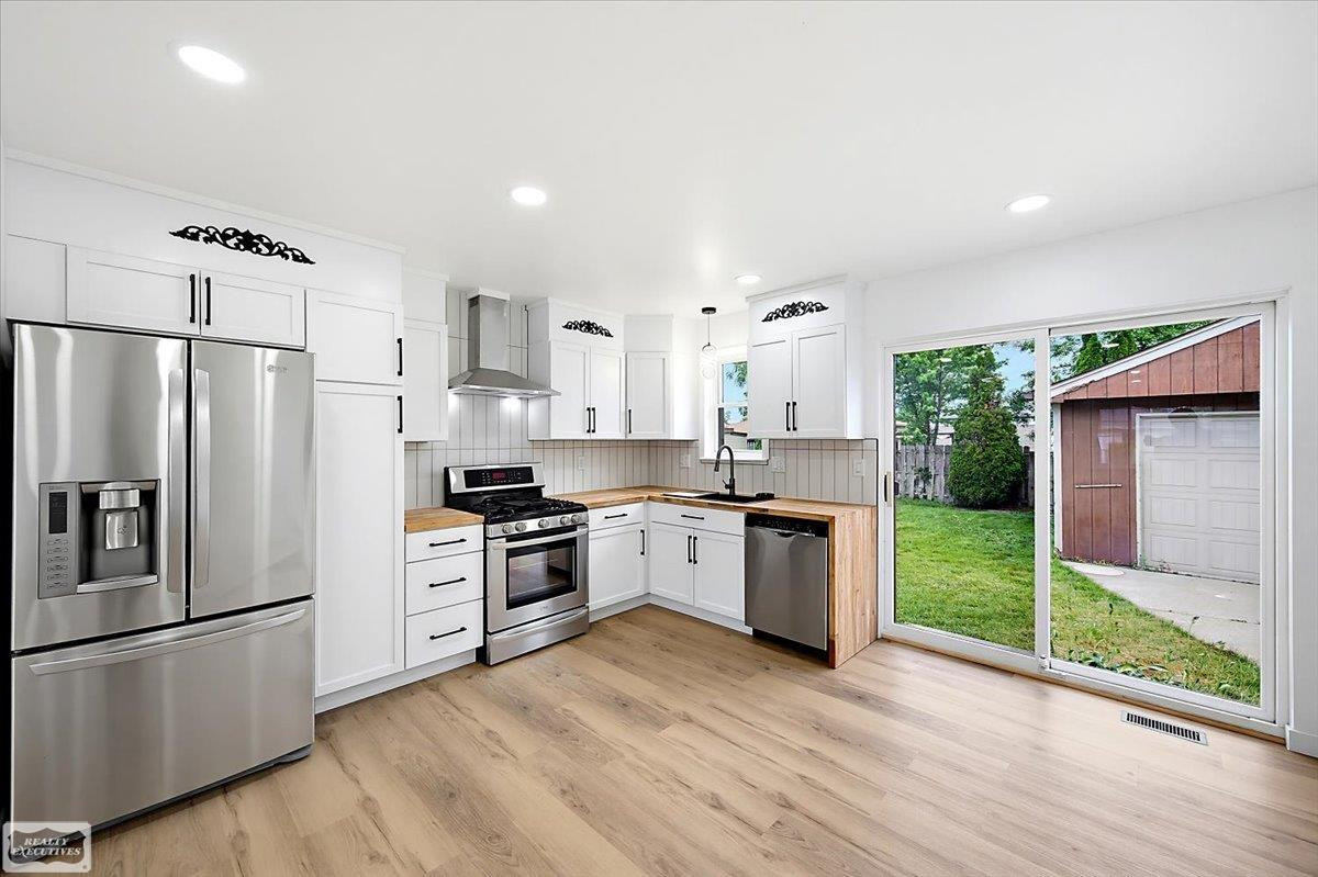 16209 Secretariat Street, Roseville, MI 48066 — Photo 10