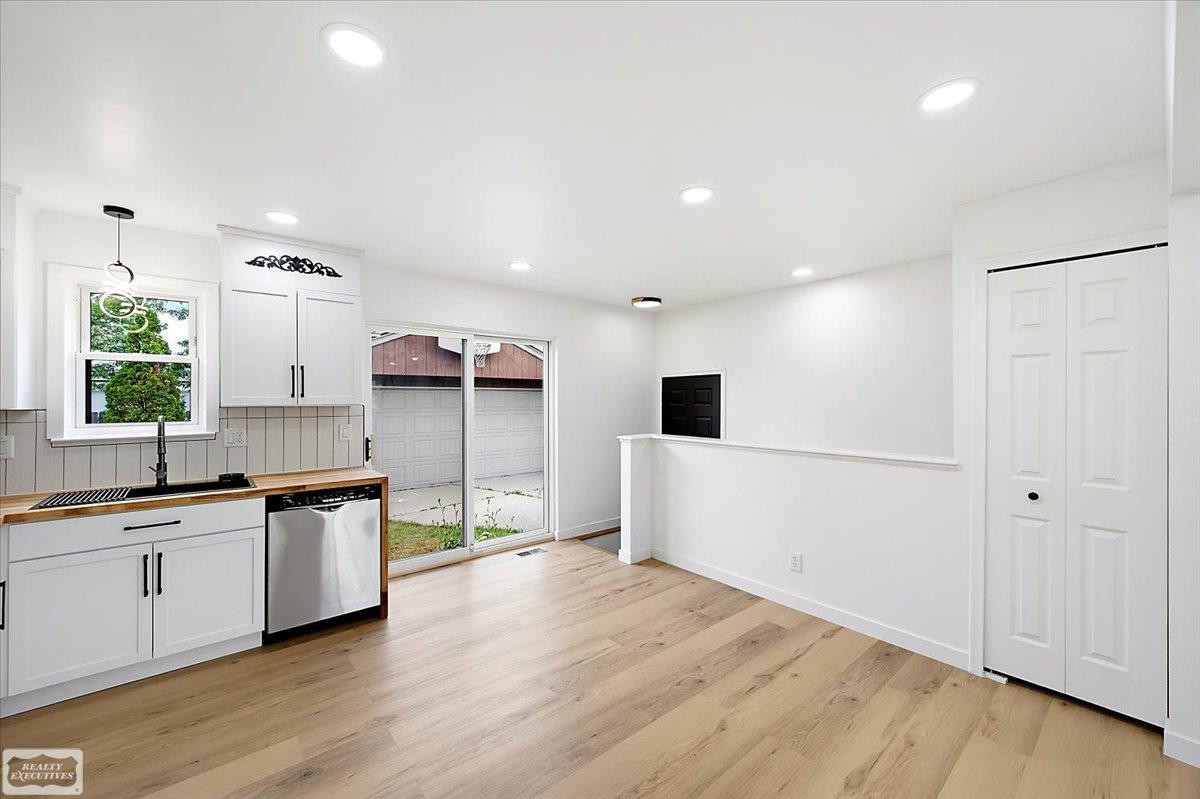 16209 Secretariat Street, Roseville, MI 48066 — Photo 11