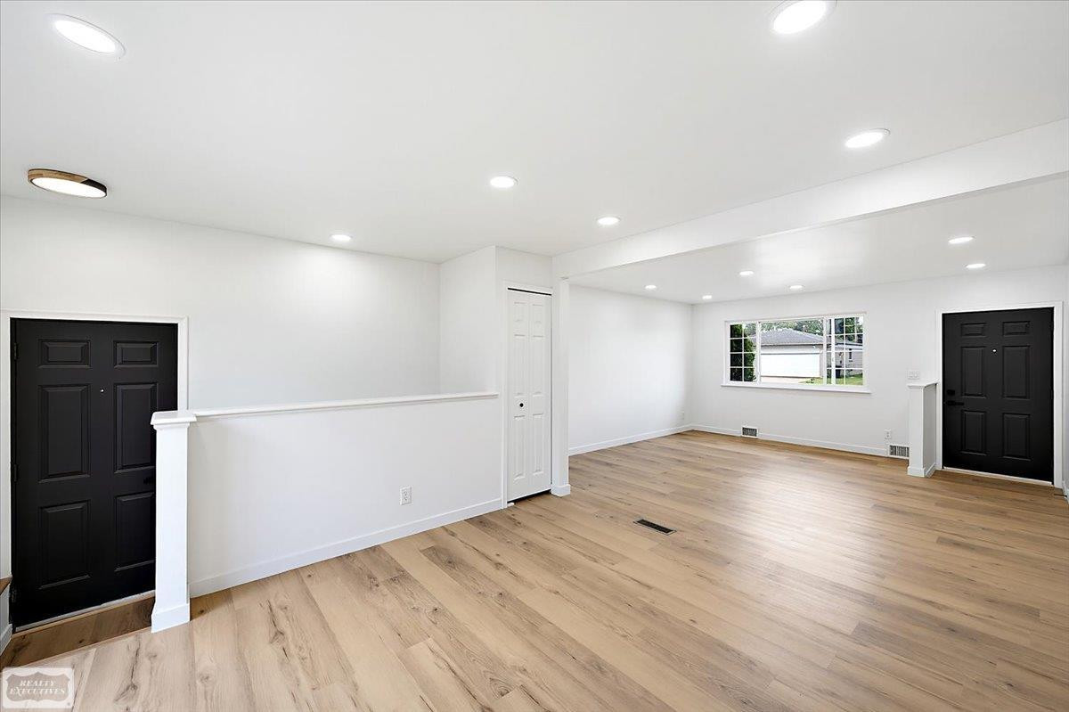 16209 Secretariat Street, Roseville, MI 48066 — Photo 13