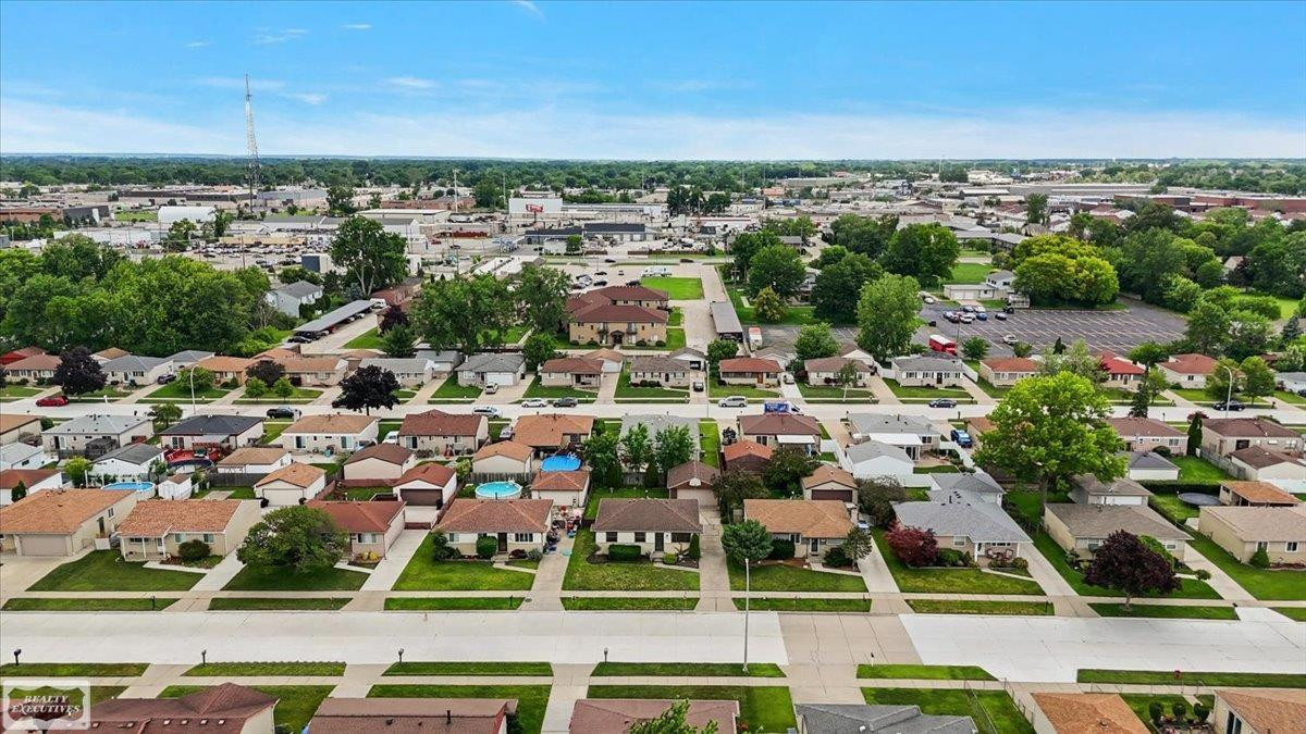 16209 Secretariat Street, Roseville, MI 48066 — Photo 44