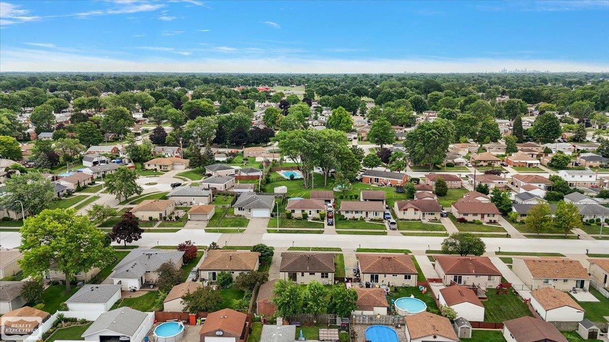 16209 Secretariat Street, Roseville, MI 48066 — Photo 48