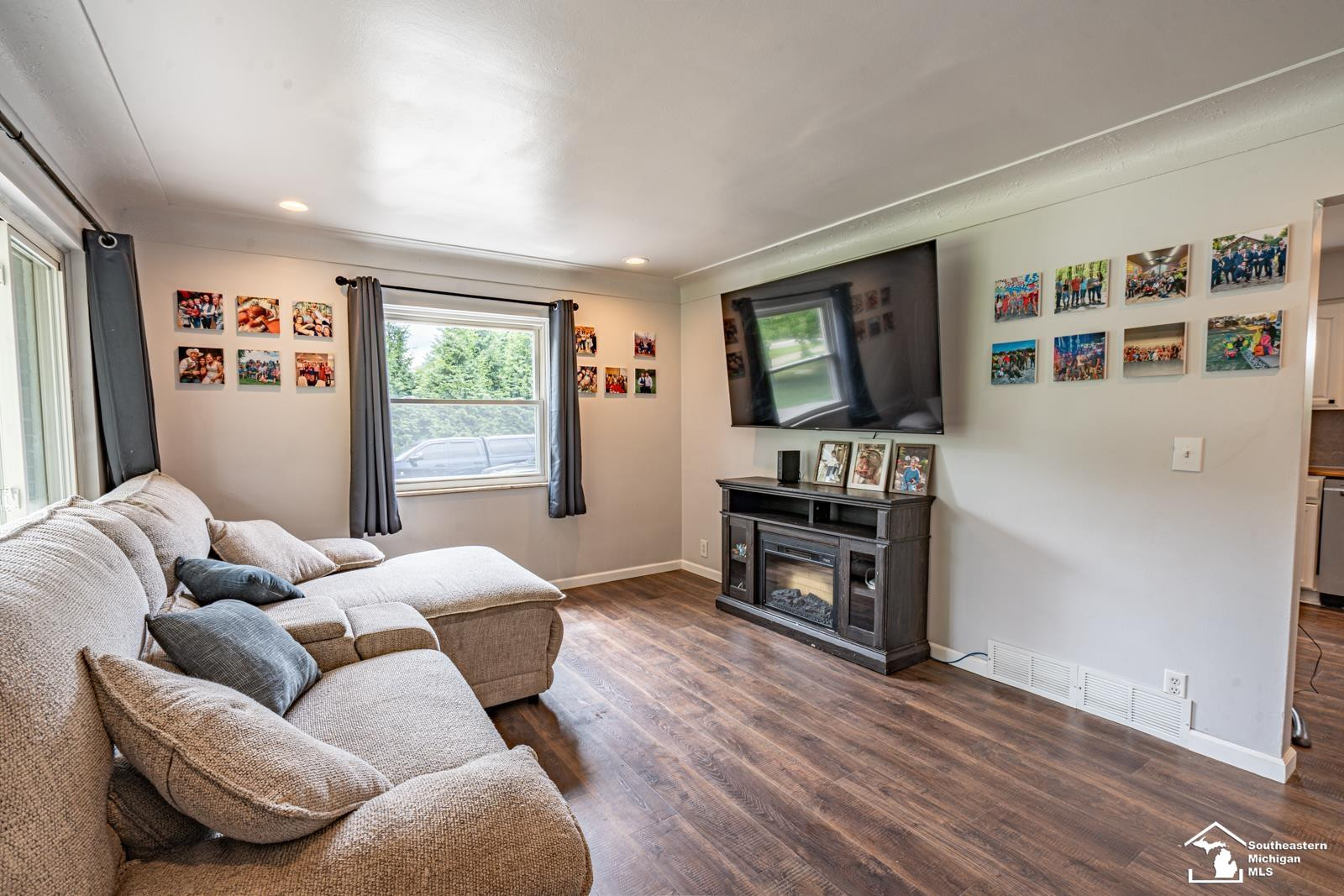 14454 Dixon Road, Dundee, MI 48131 — Photo 10