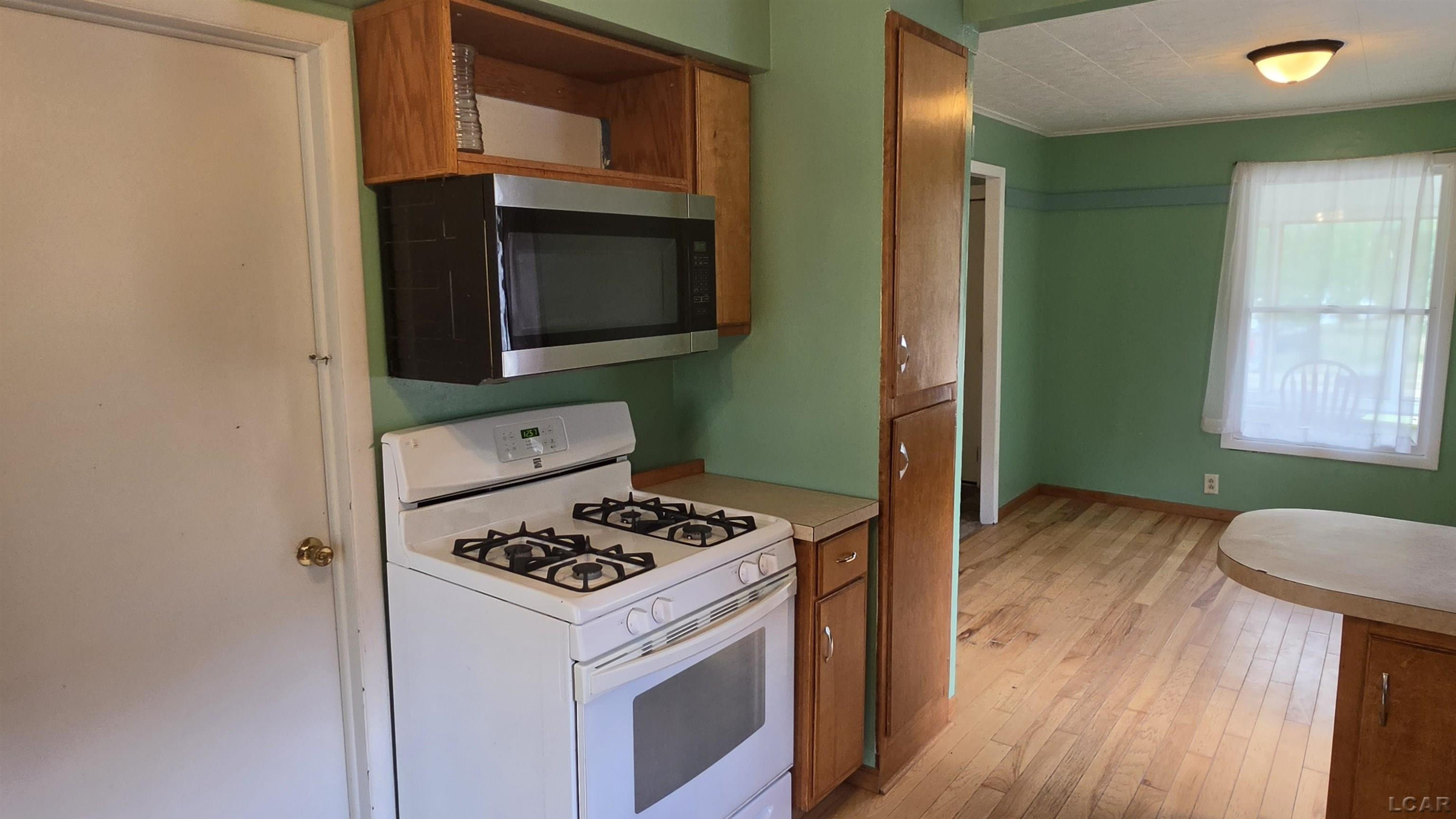 714 Mulberry Street, Adrian, MI 49221 — Photo 11