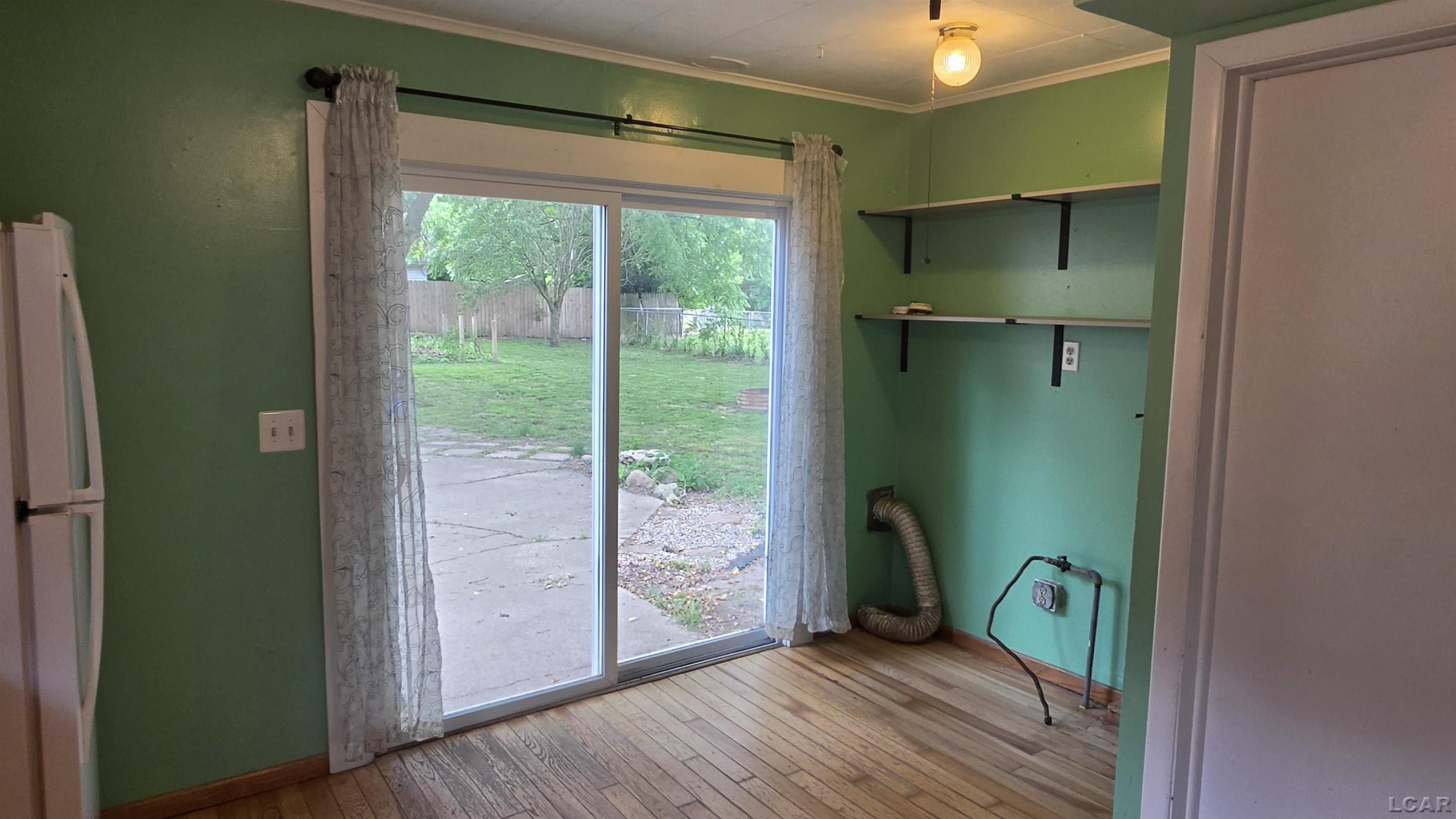 714 Mulberry Street, Adrian, MI 49221 — Photo 12