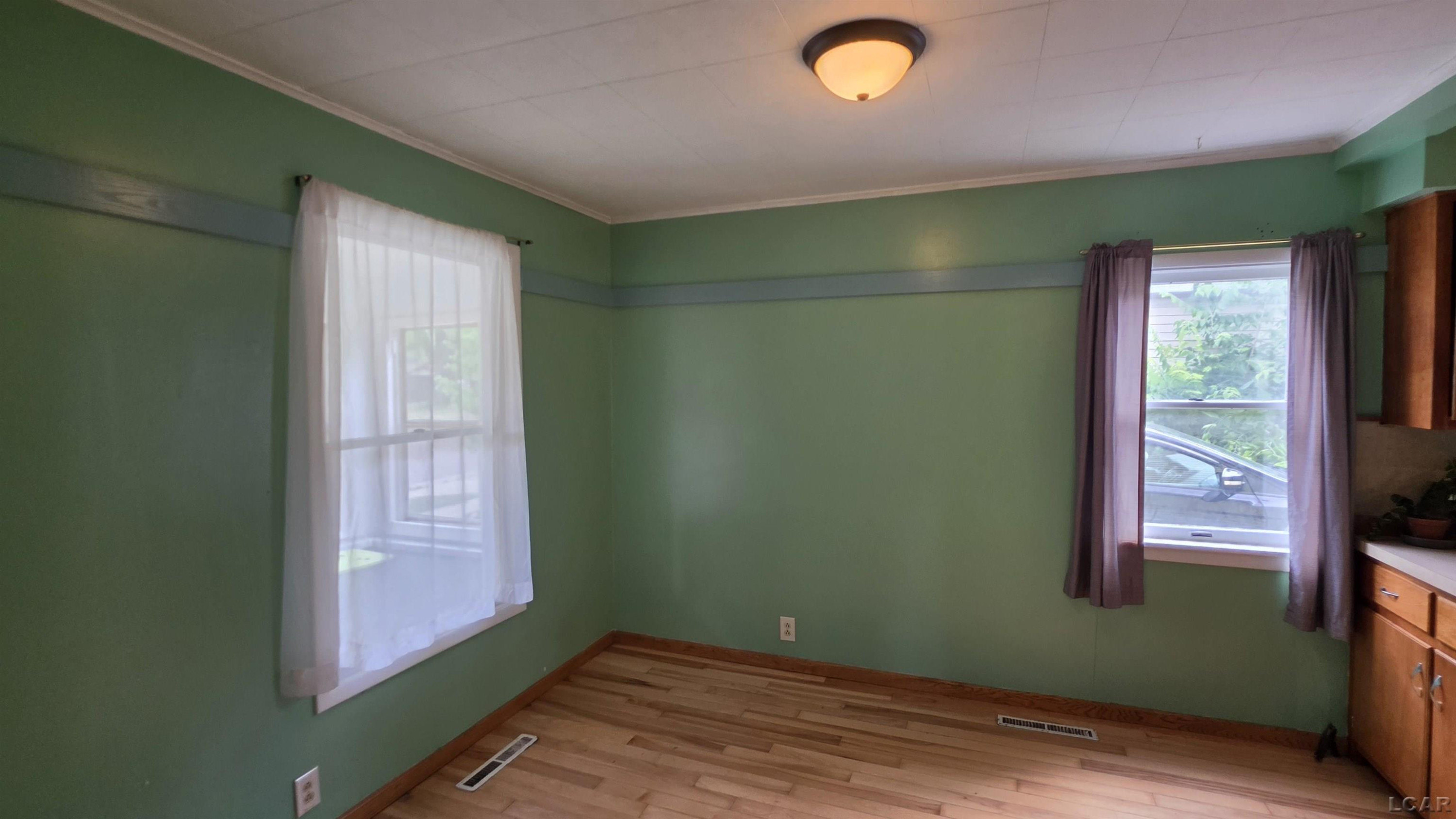 714 Mulberry Street, Adrian, MI 49221 — Photo 15