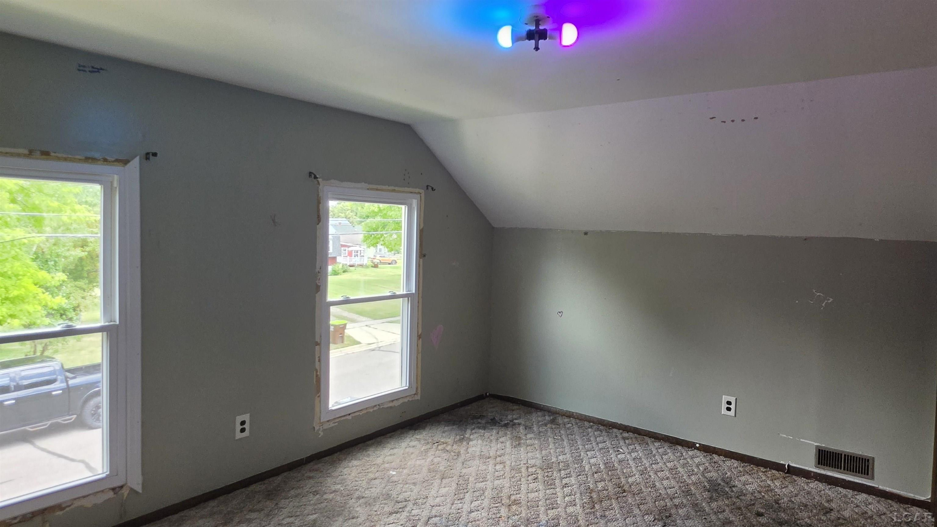 714 Mulberry Street, Adrian, MI 49221 — Photo 29