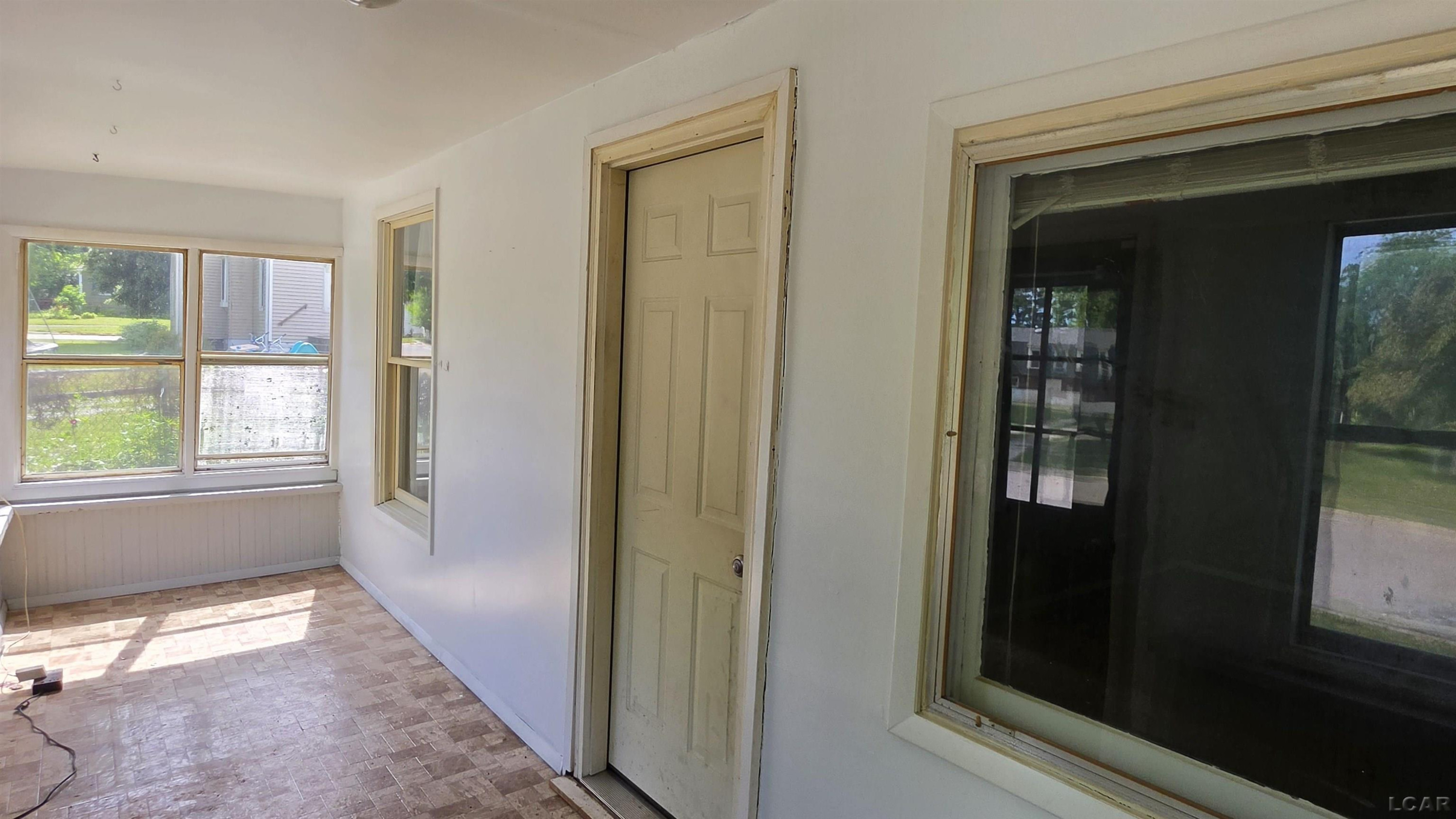 714 Mulberry Street, Adrian, MI 49221 — Photo 33