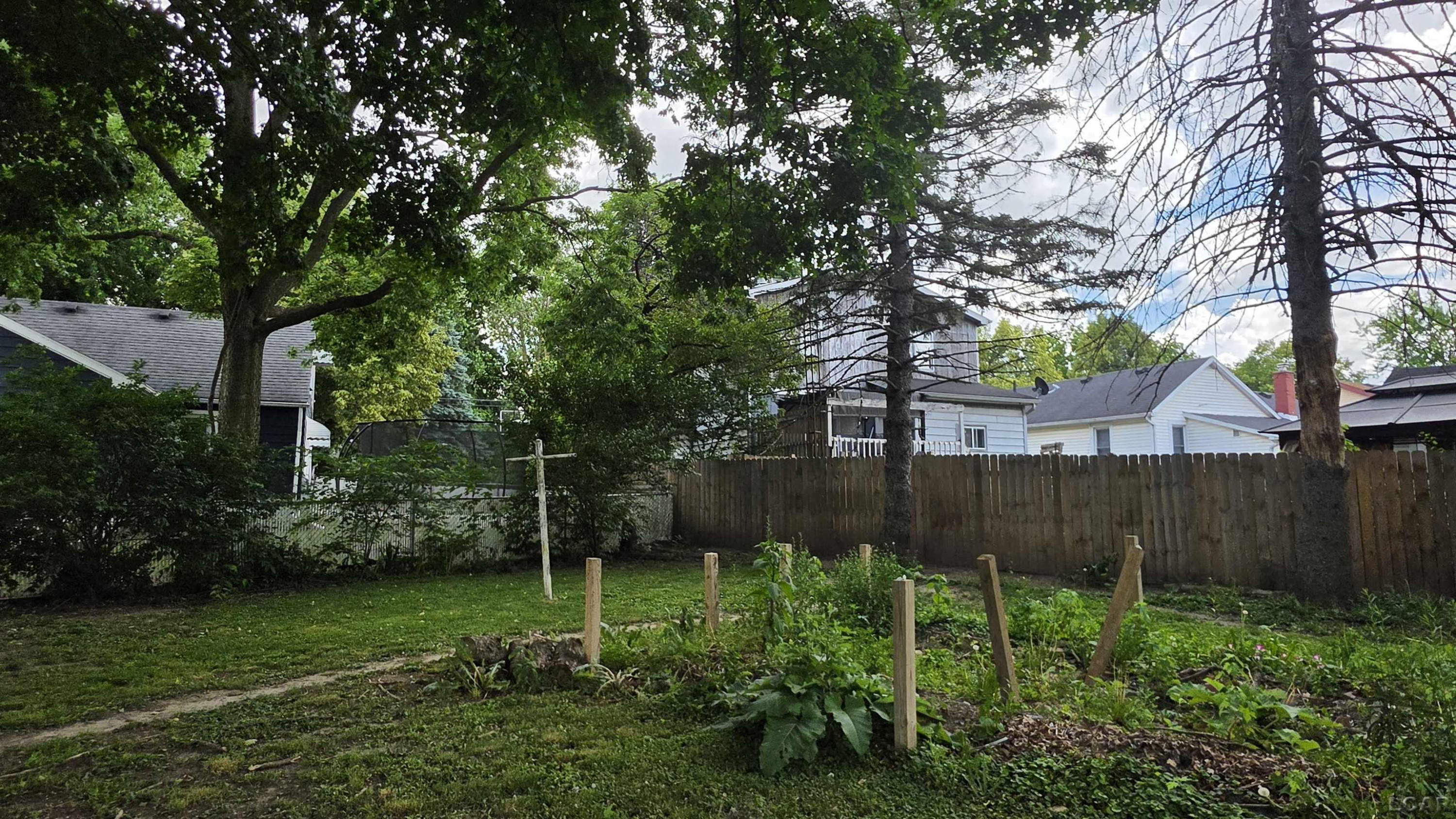 714 Mulberry Street, Adrian, MI 49221 — Photo 38