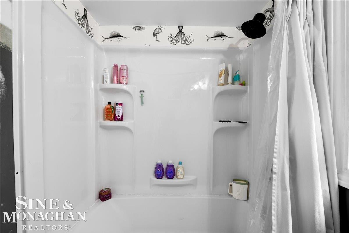 447 Ruskin Drive, Algonac, MI 48001 — Photo 18