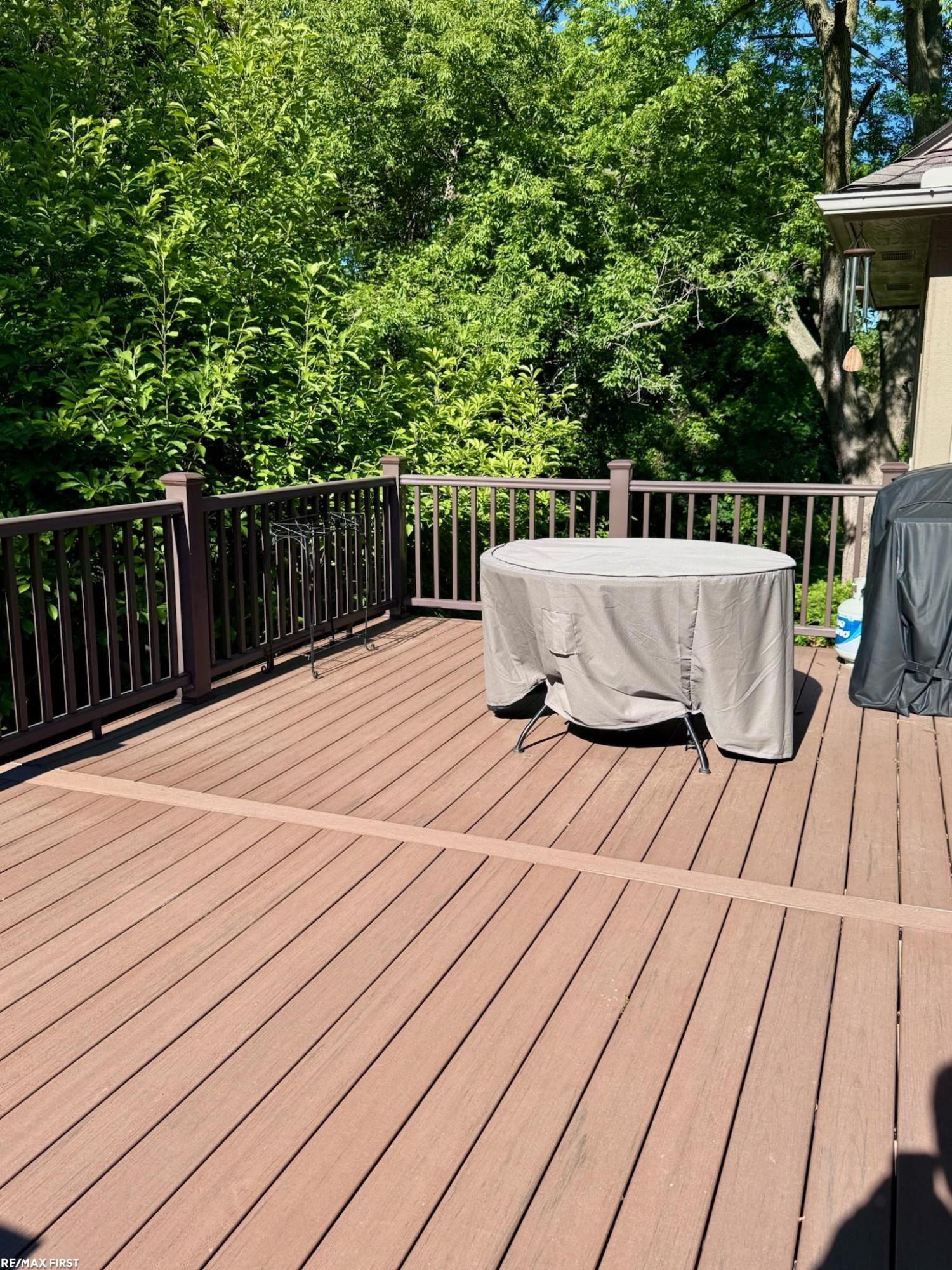 15330 Pebble Pointe Court, Clinton Twp, MI 48038 — Photo 32