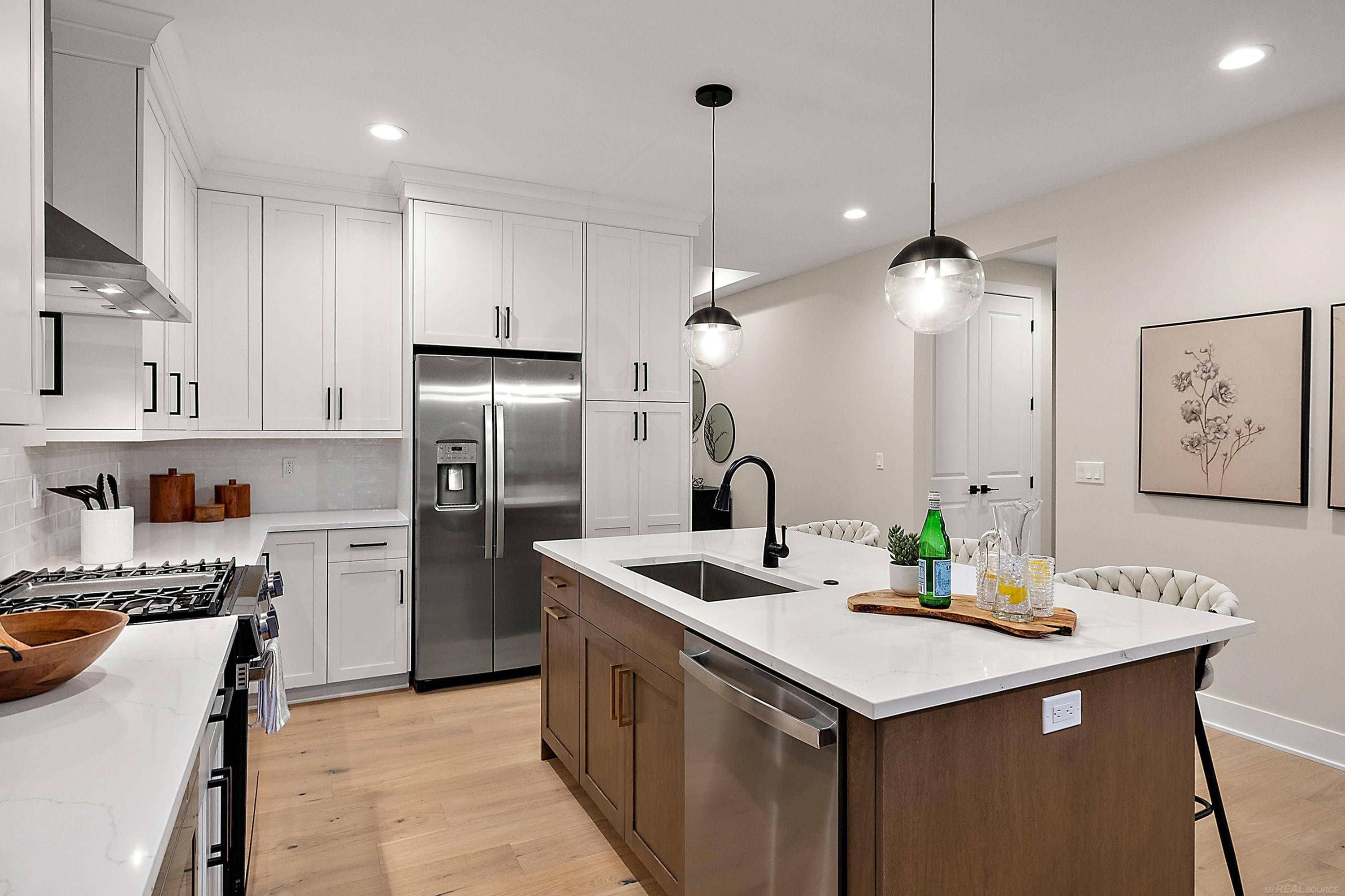 5932 Willow Grove Drive, Troy, MI 48085 — Photo 13