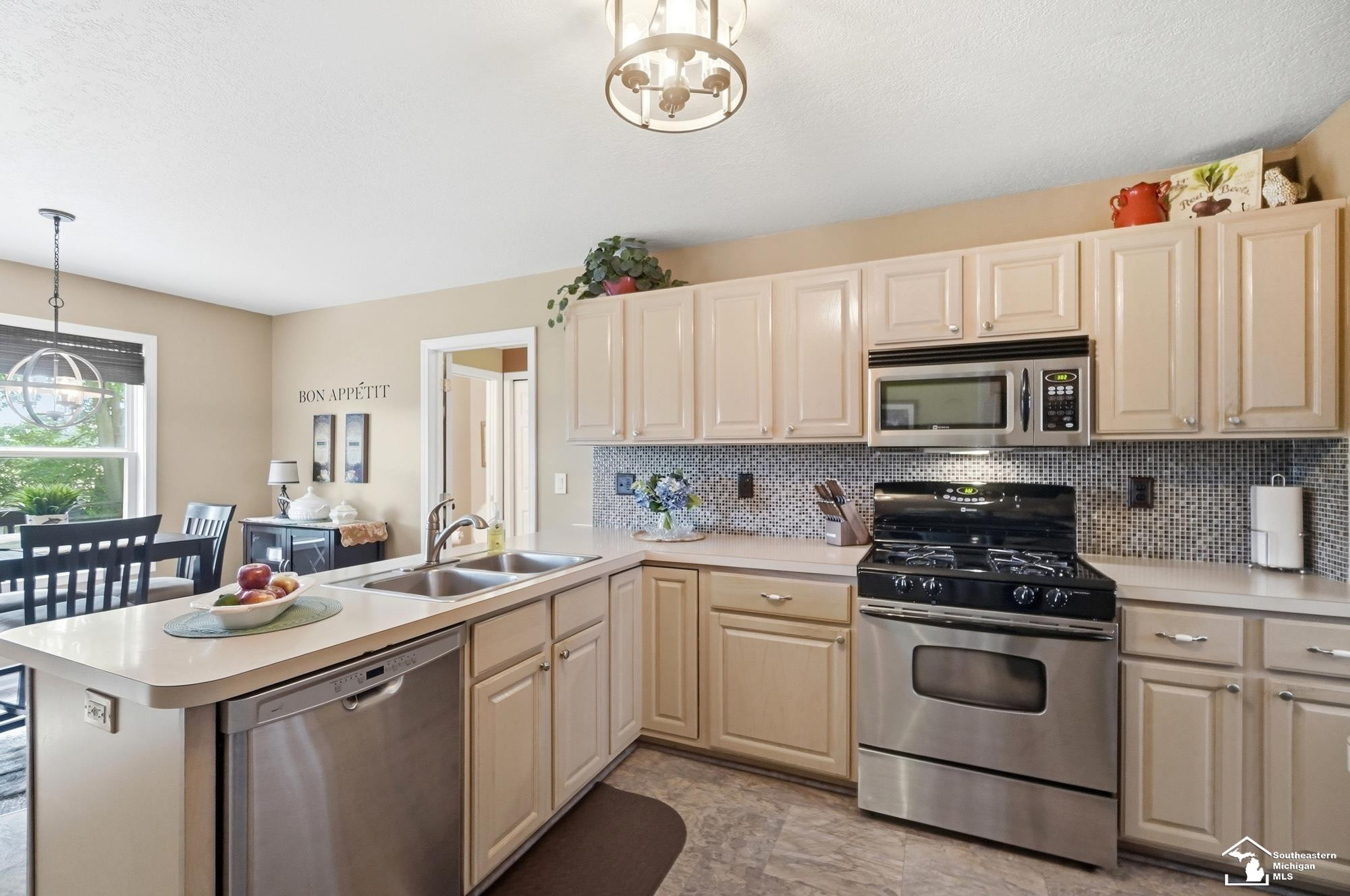 4548 Partridge Lane, Newport, MI 48166 — Photo 14