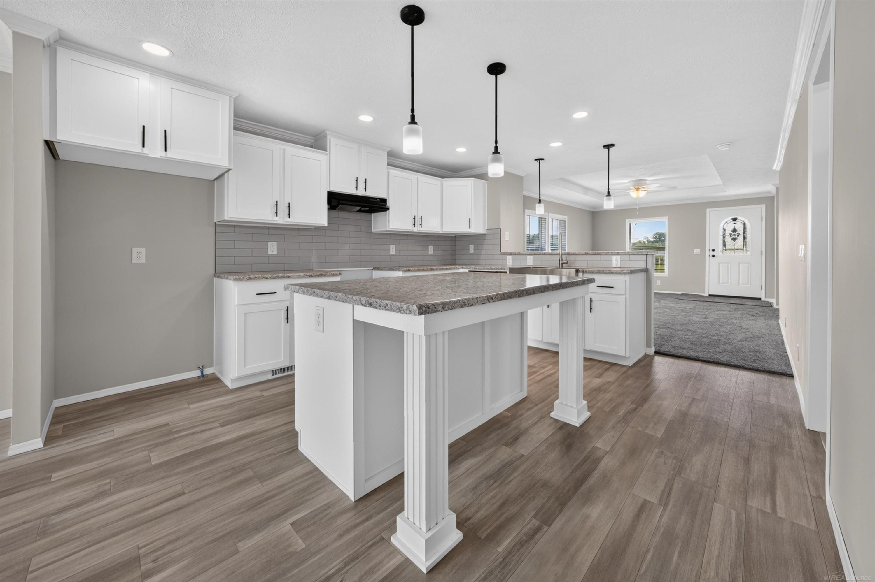 180 Riviera Drive, Lapeer, MI 48446 — Photo 9