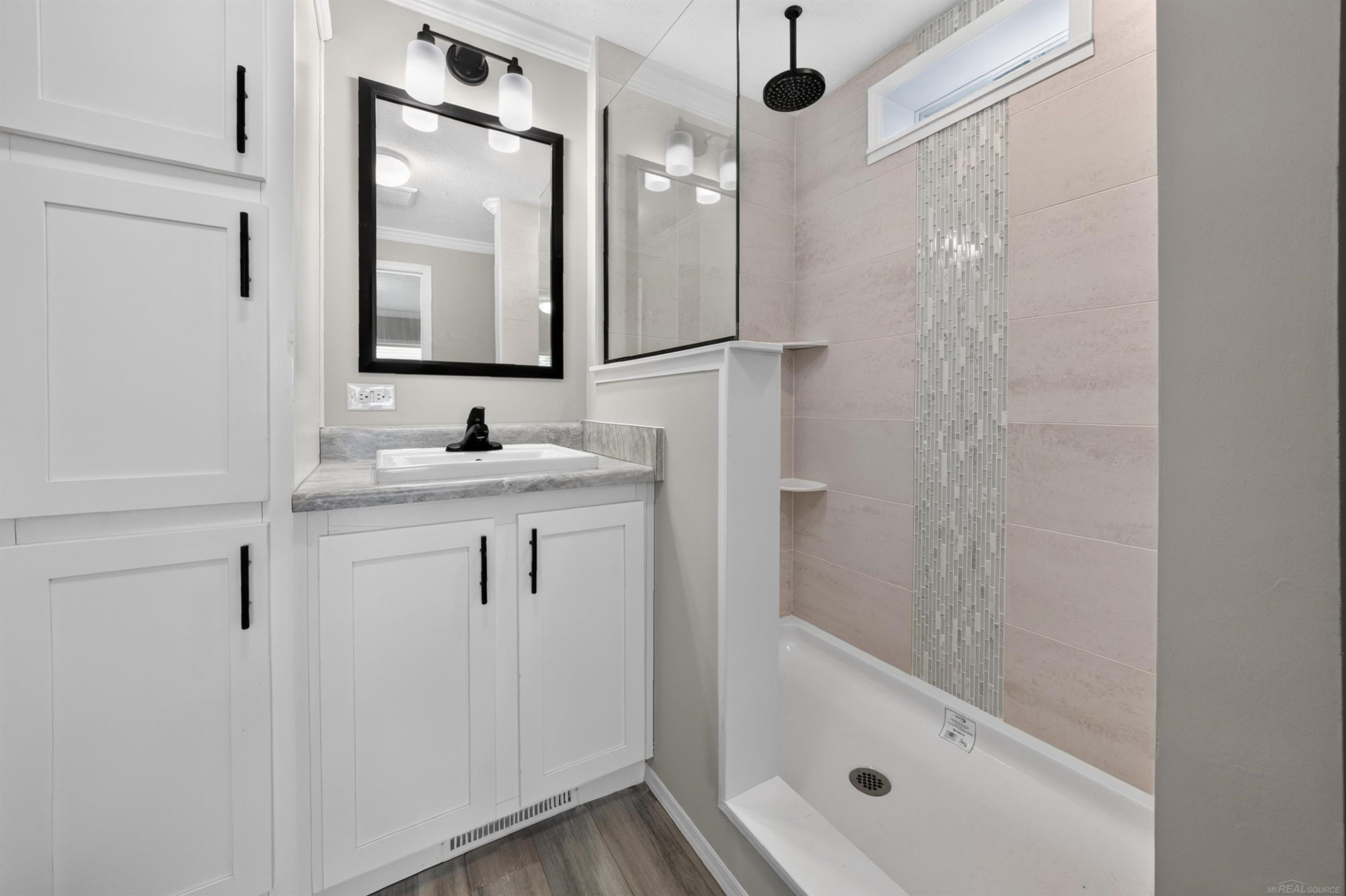 180 Riviera Drive, Lapeer, MI 48446 — Photo 13