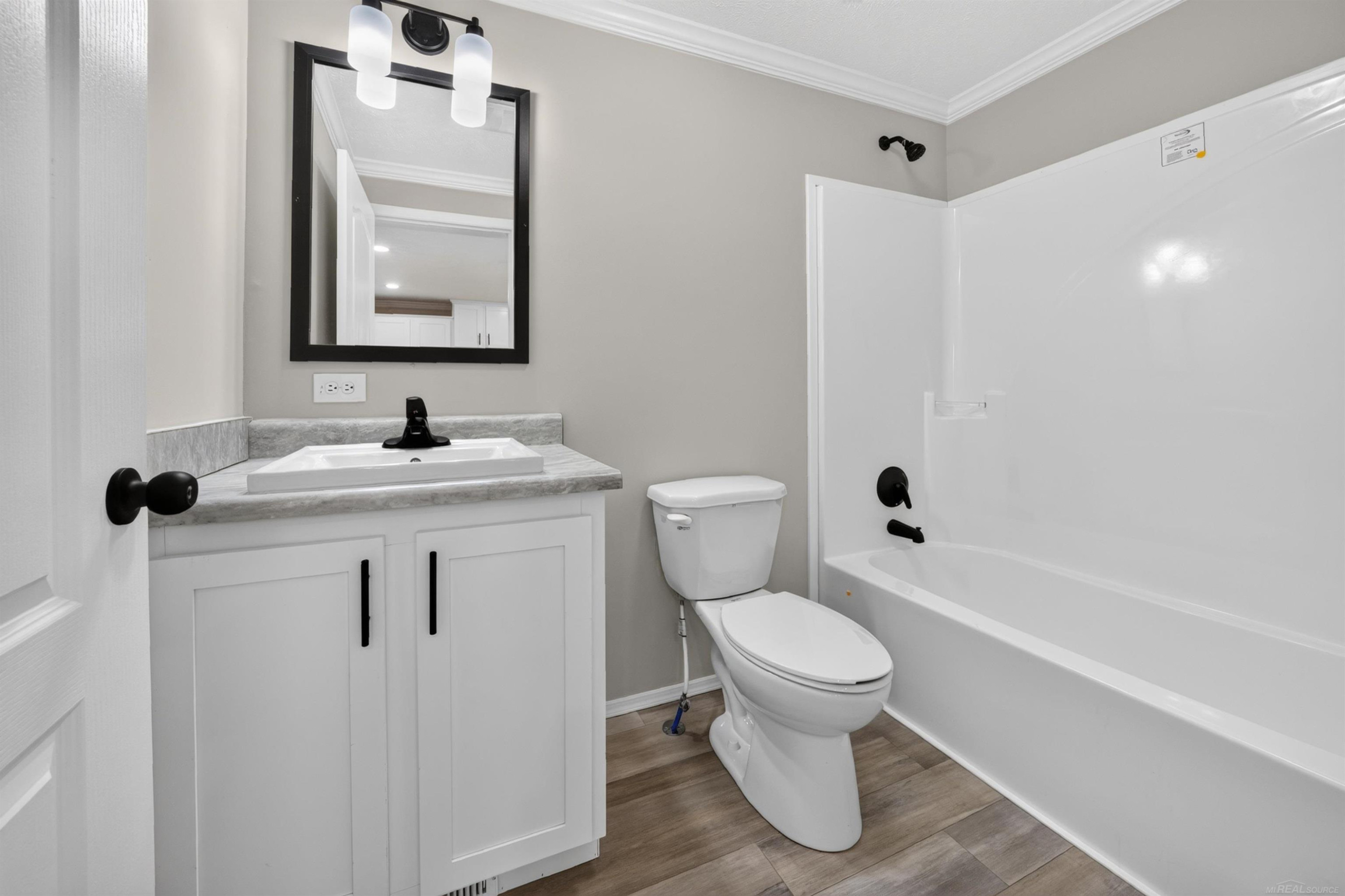 180 Riviera Drive, Lapeer, MI 48446 — Photo 14
