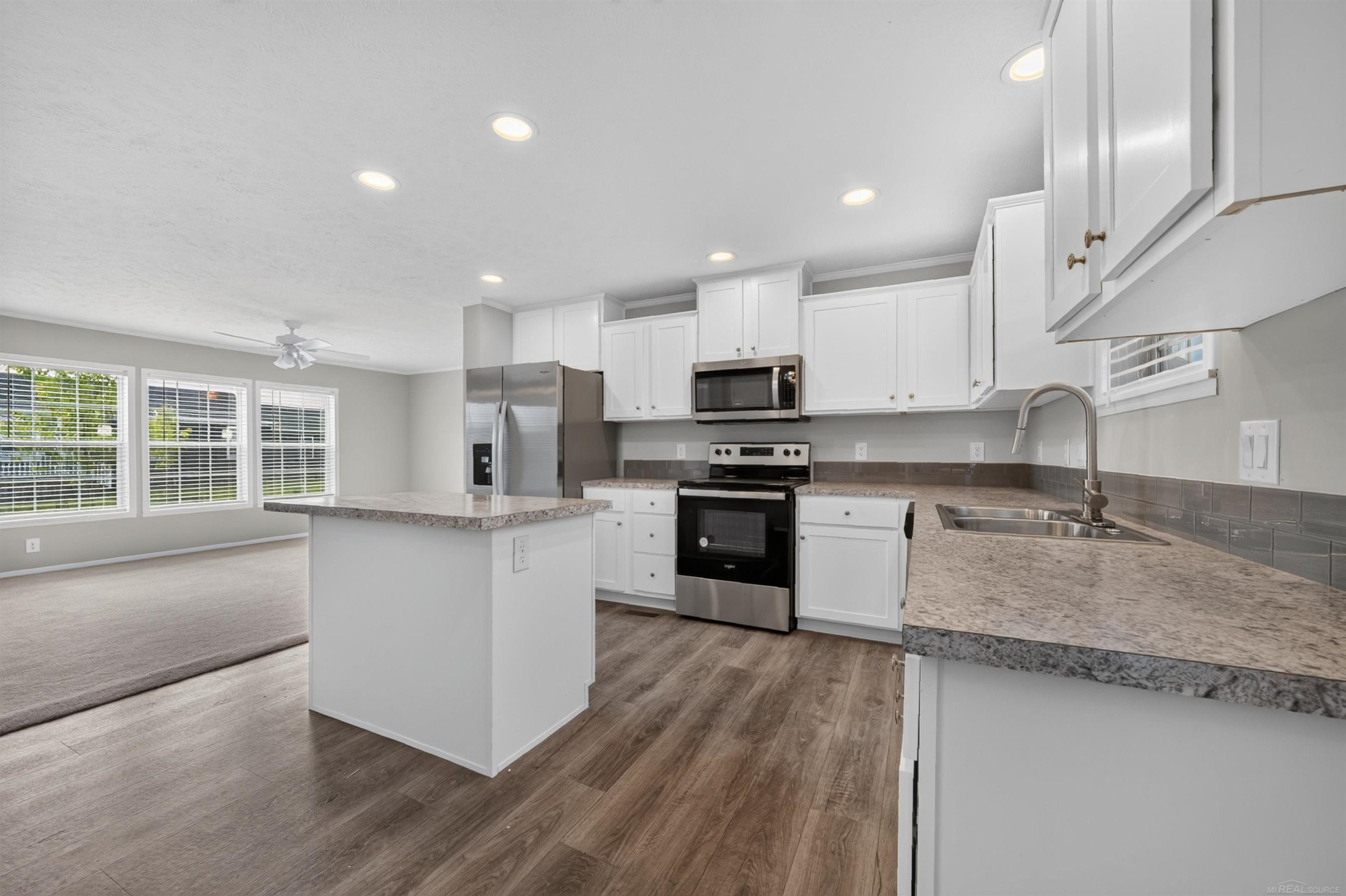 2776 Pinellas Court, Lapeer, MI 48446 — Photo 8