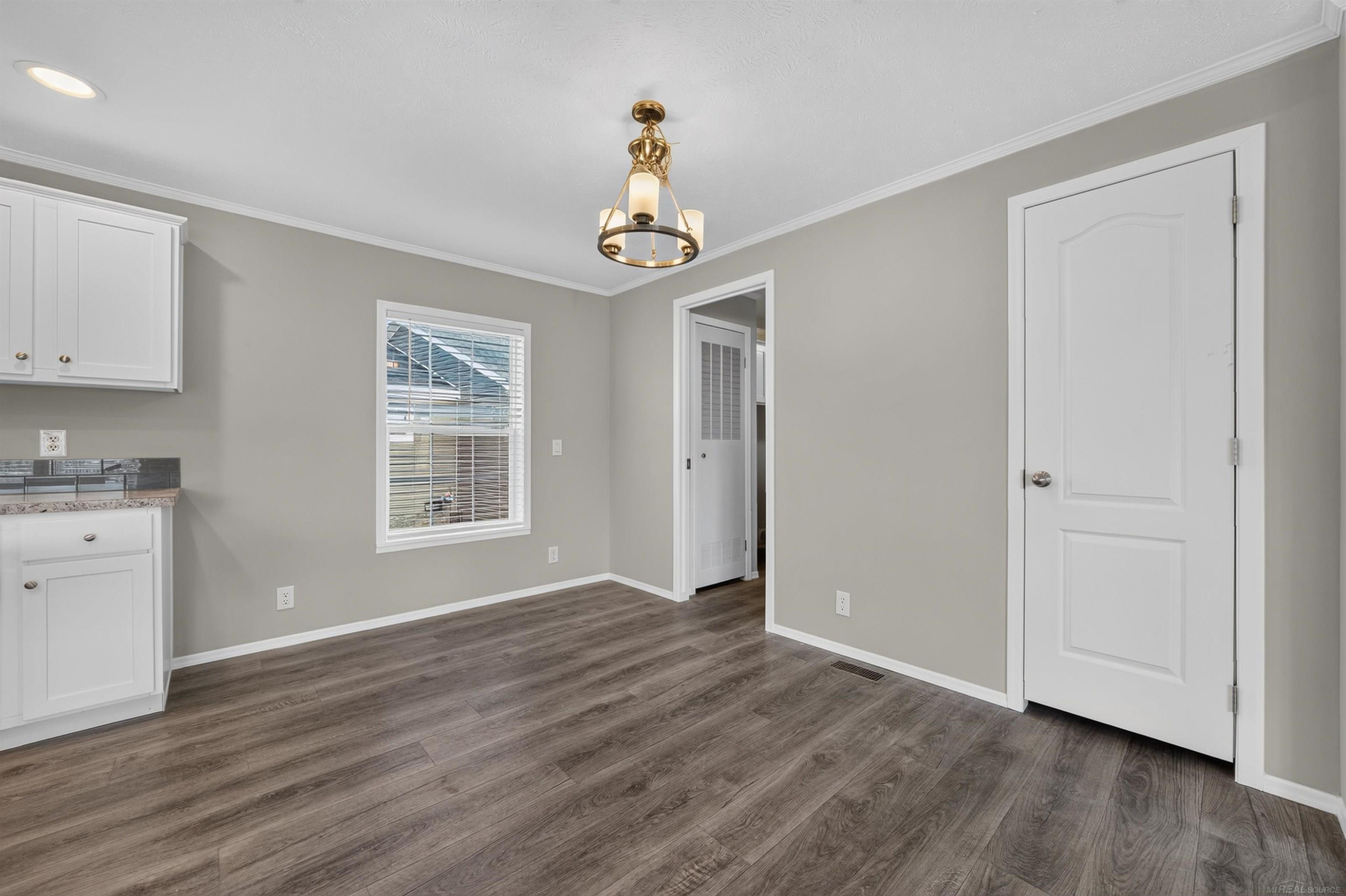 2776 Pinellas Court, Lapeer, MI 48446 — Photo 9