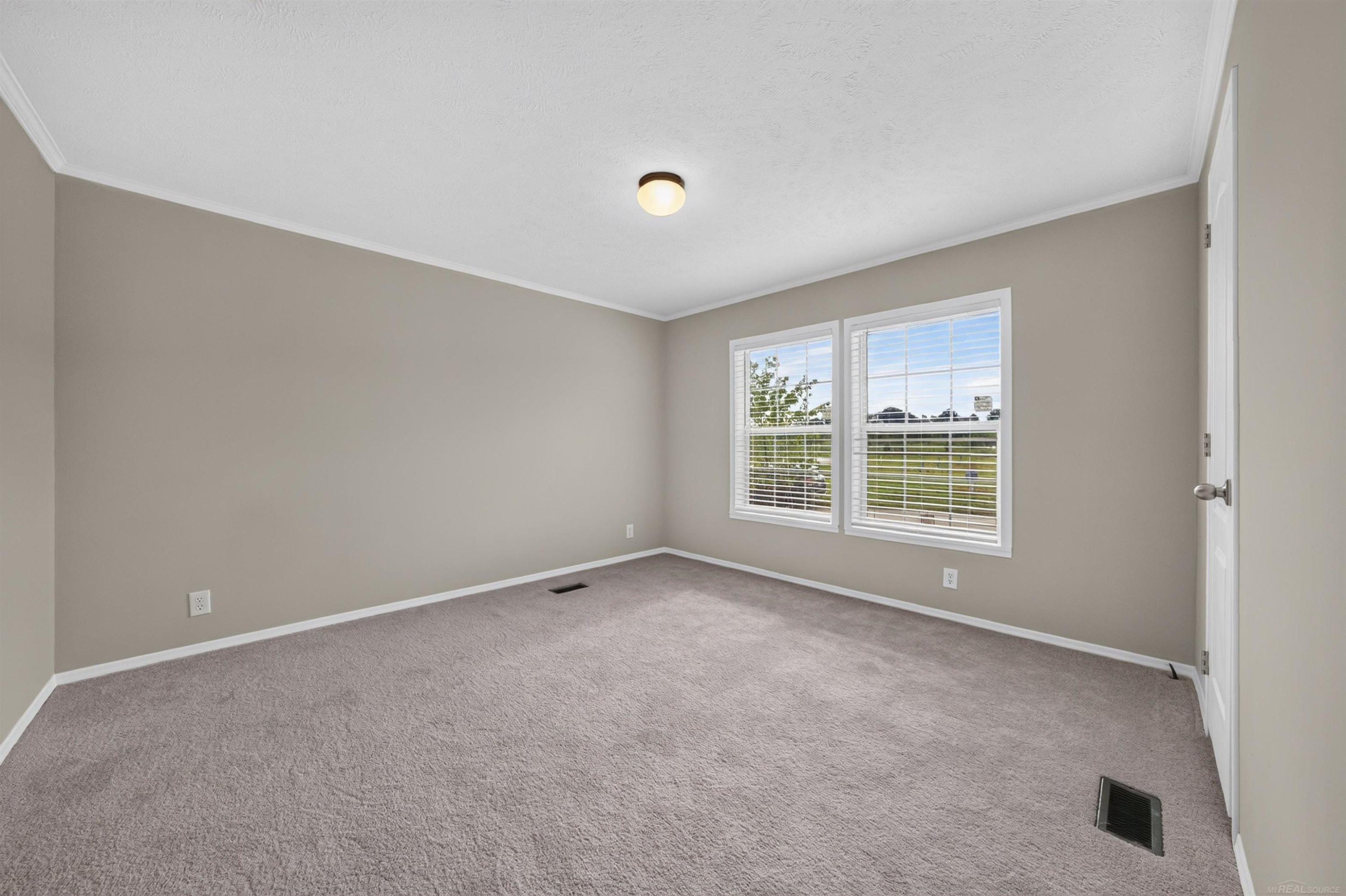 2776 Pinellas Court, Lapeer, MI 48446 — Photo 11