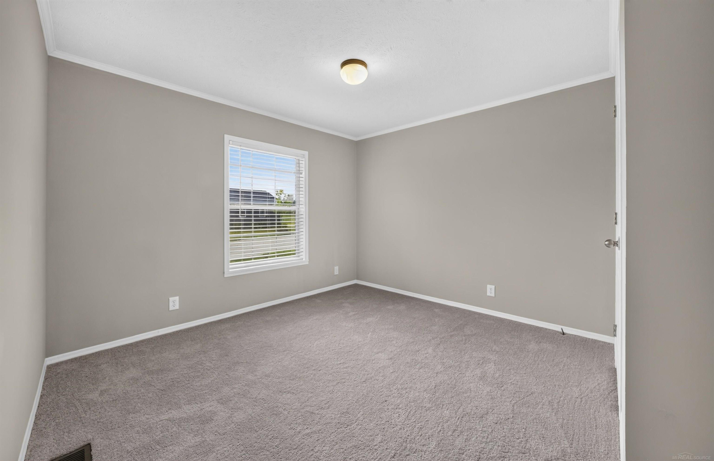 2776 Pinellas Court, Lapeer, MI 48446 — Photo 14