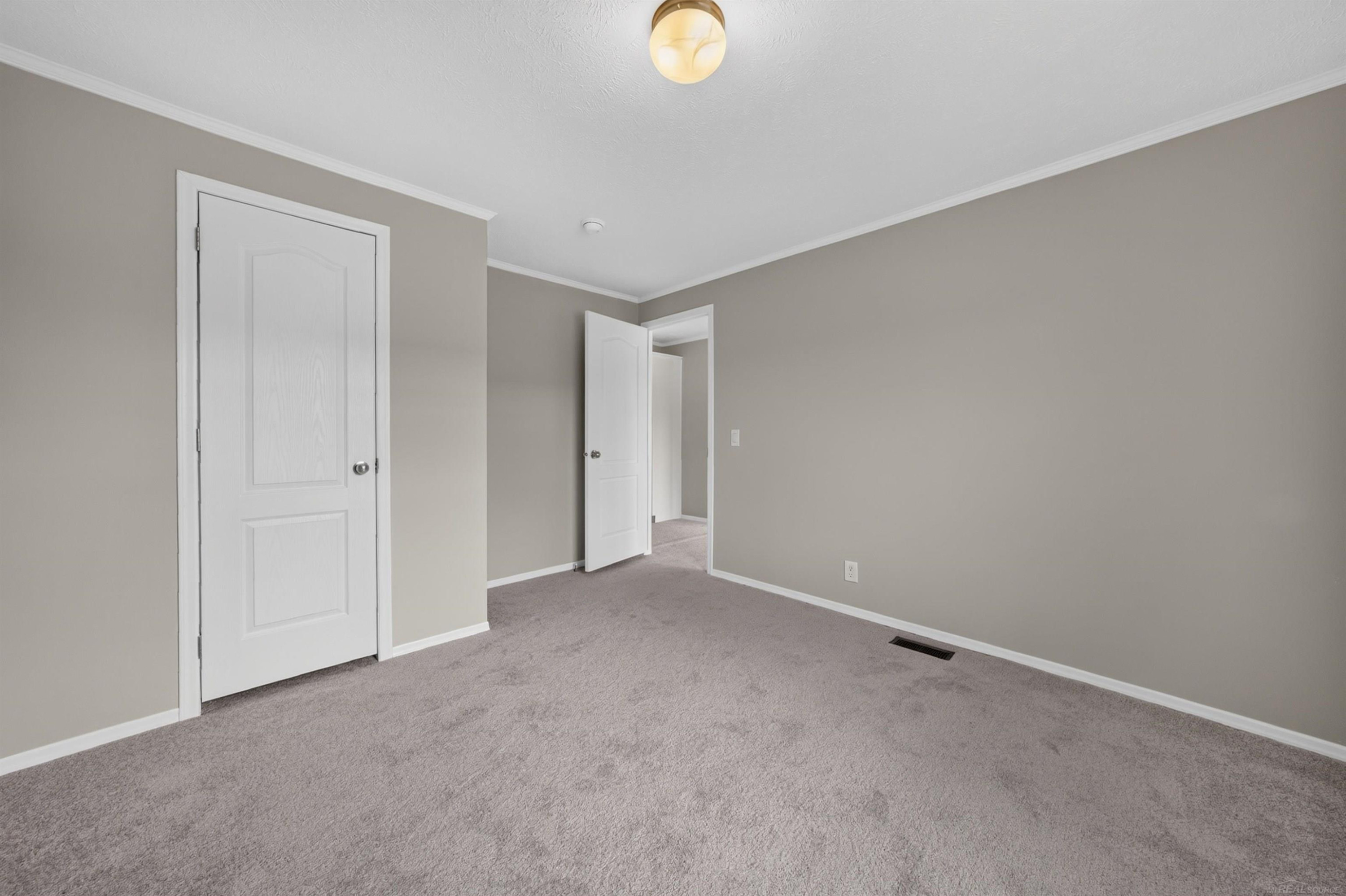 2776 Pinellas Court, Lapeer, MI 48446 — Photo 15