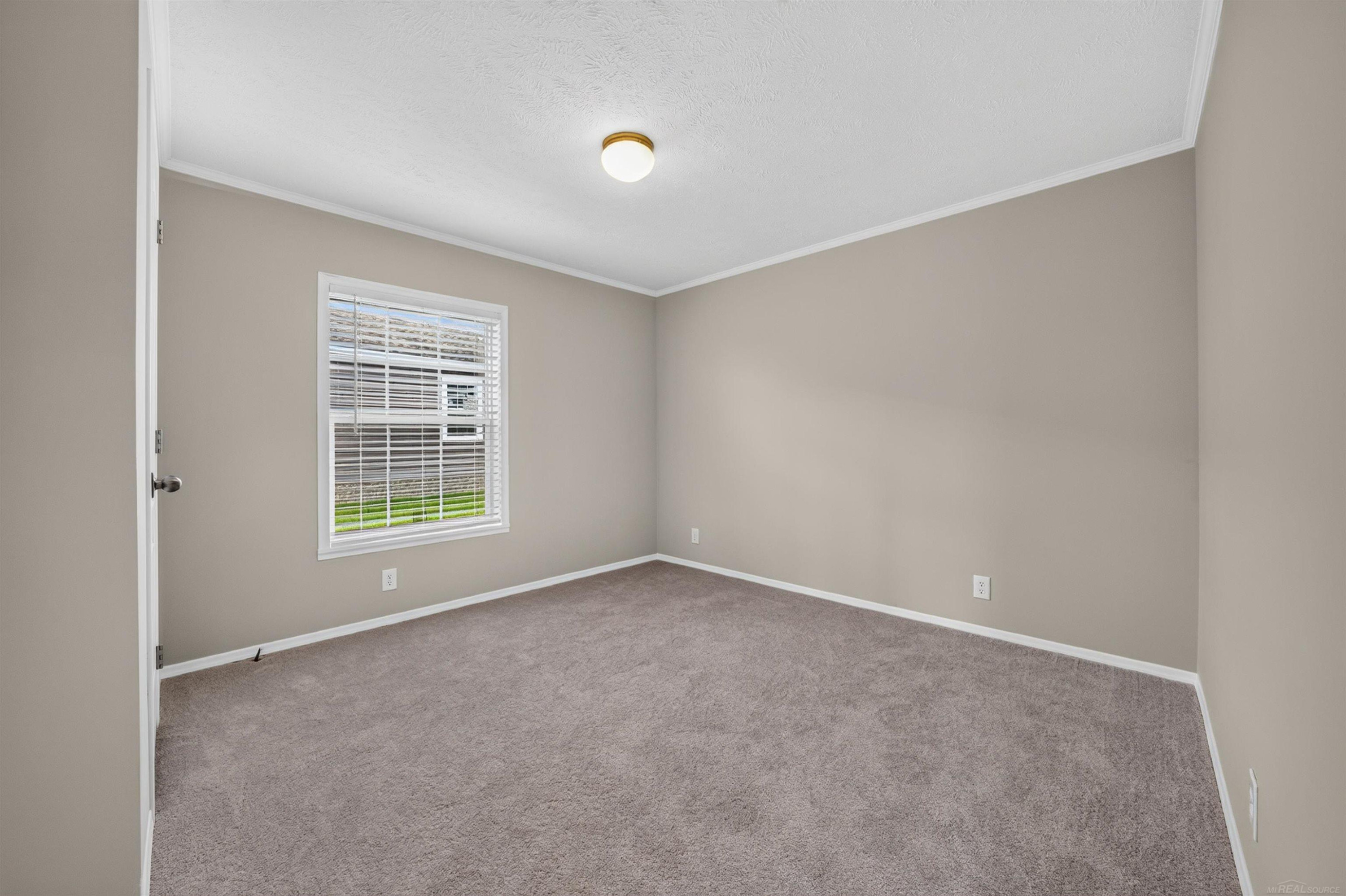 2776 Pinellas Court, Lapeer, MI 48446 — Photo 16