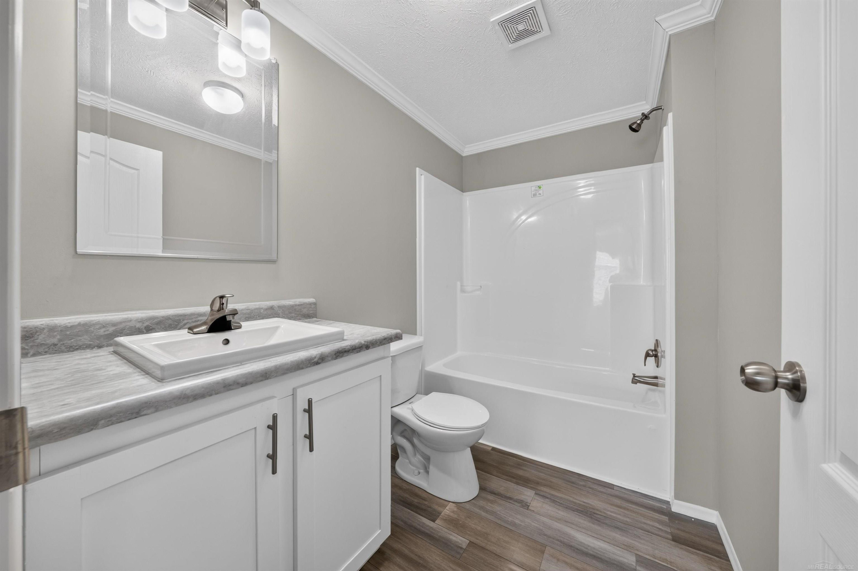 2756 Naples Court, Lapeer, MI 48446 — Photo 17