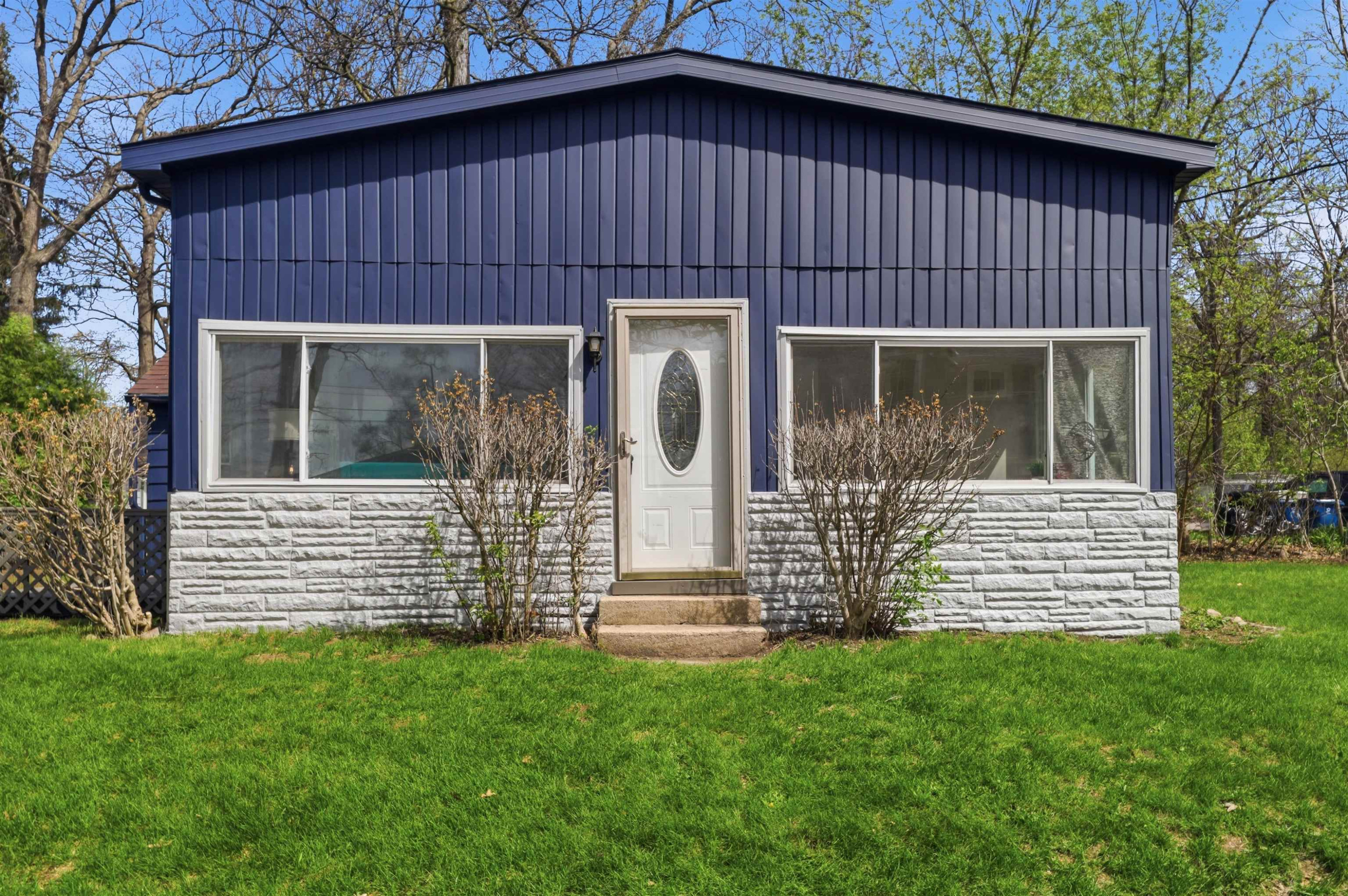 4168 Minnetonka Drive, Linden, MI 48451 — front exterior