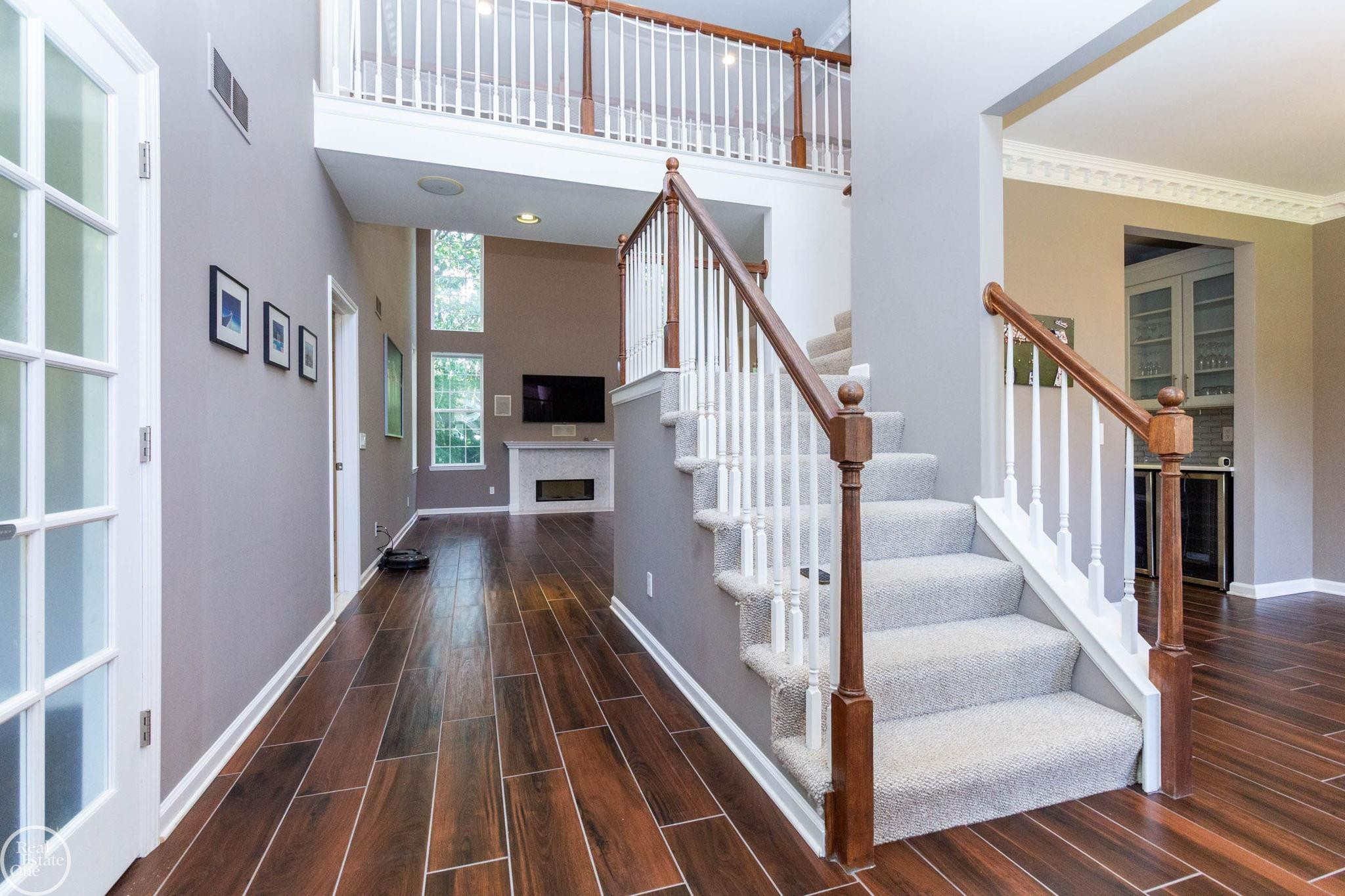 5426 Murray Court, Waterford, MI 48327 — Photo 17
