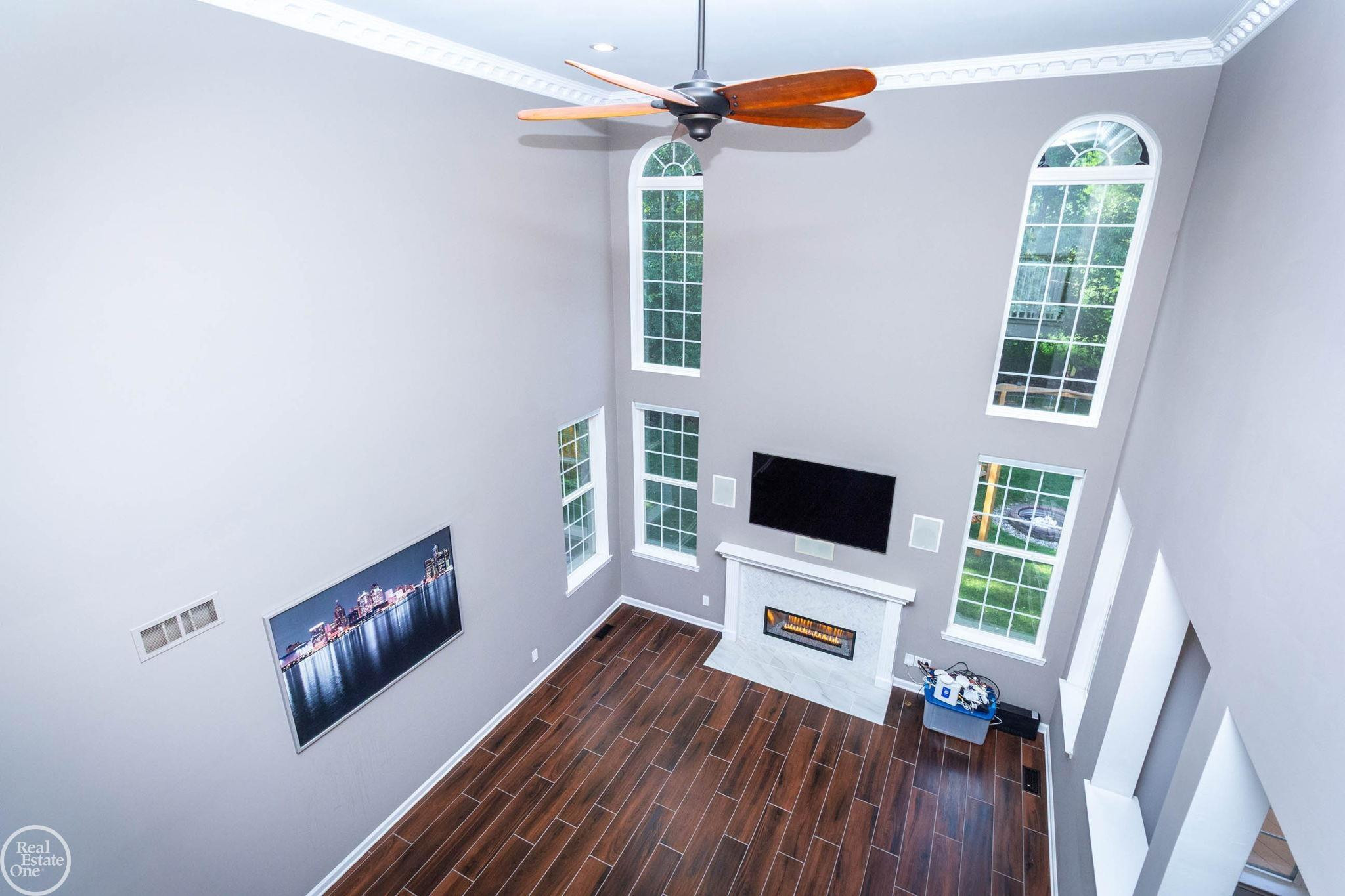 5426 Murray Court, Waterford, MI 48327 — Photo 22