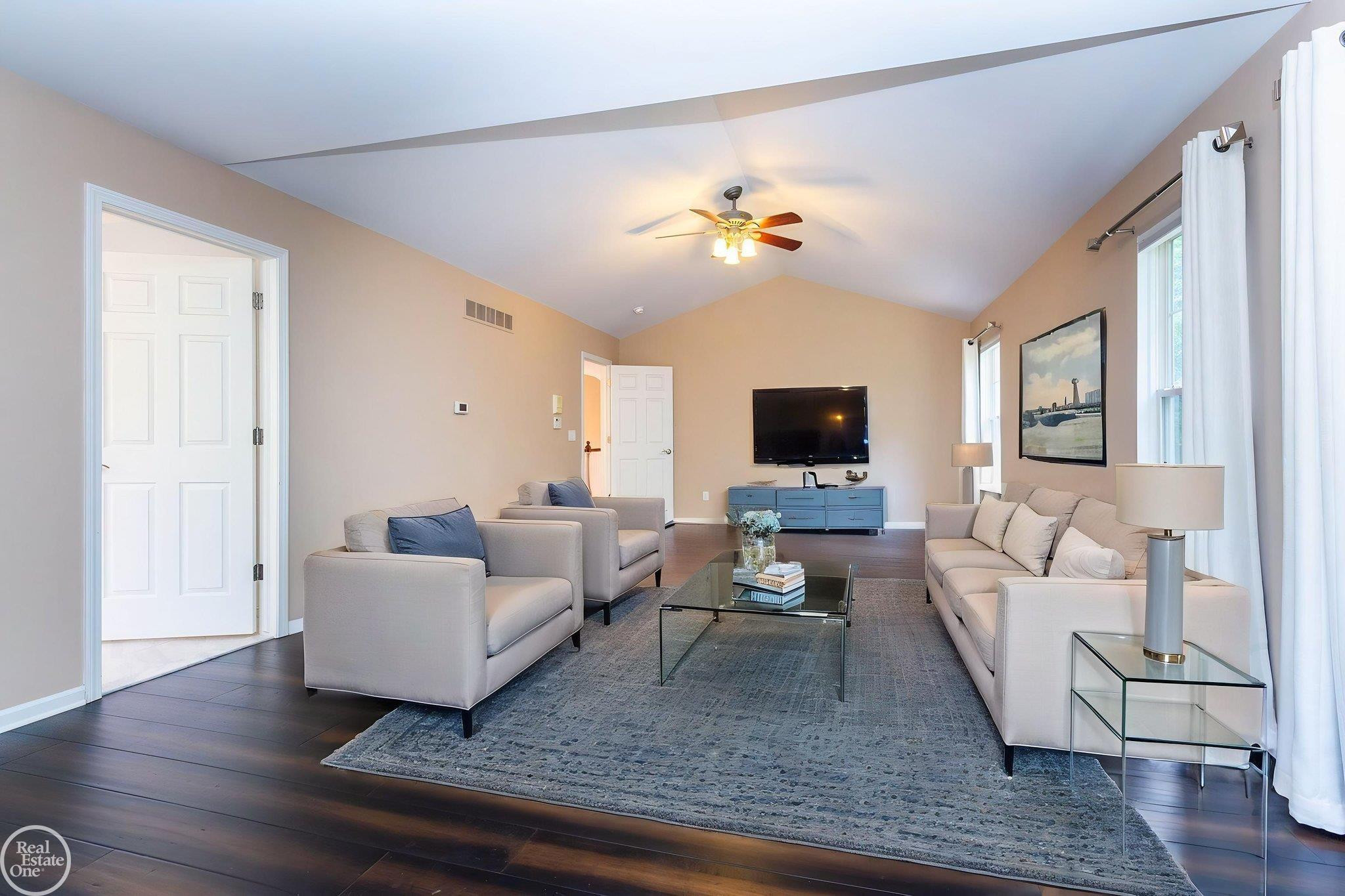 5426 Murray Court, Waterford, MI 48327 — Photo 26