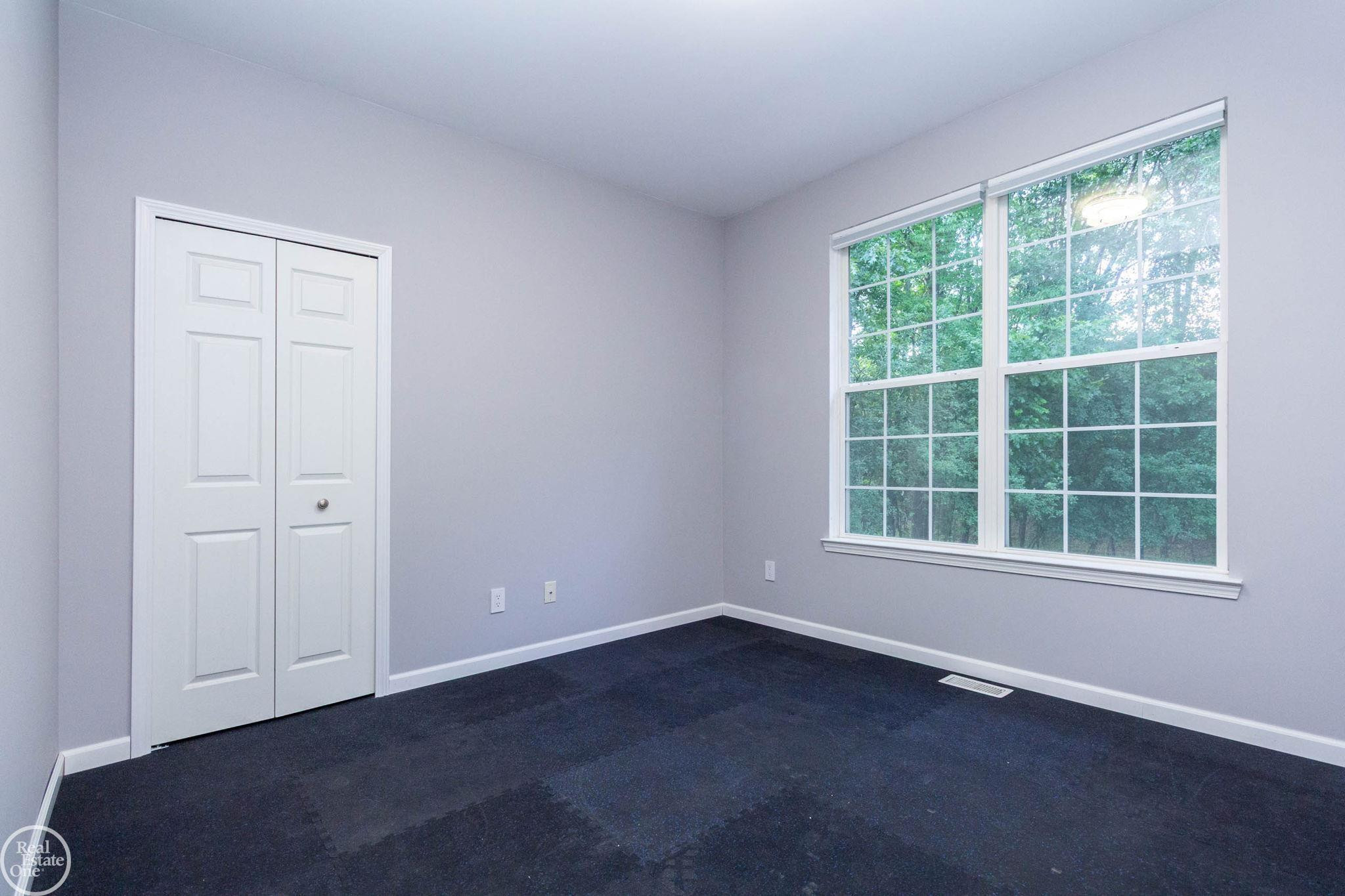 5426 Murray Court, Waterford, MI 48327 — Photo 55