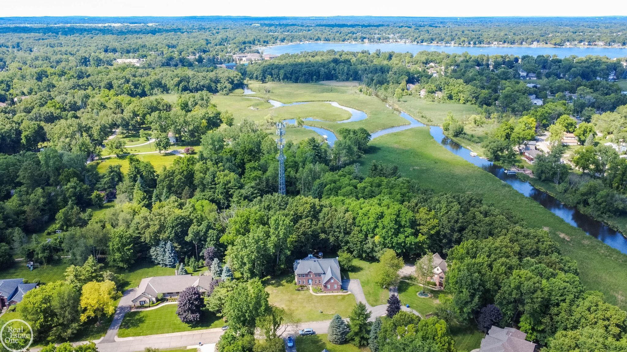 5426 Murray Court, Waterford, MI 48327 — Photo 89