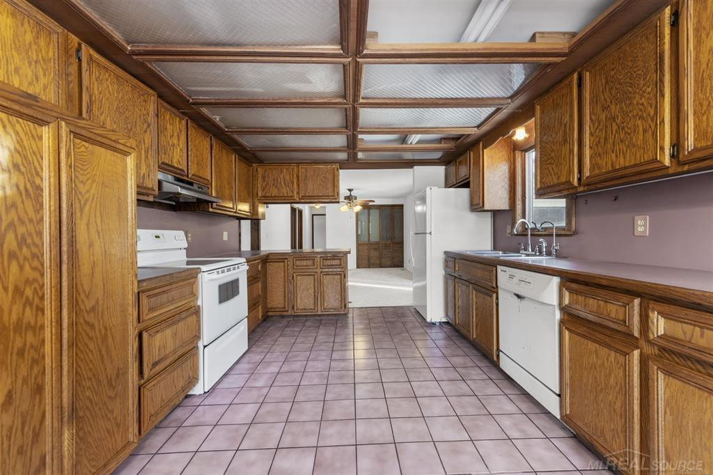 69455 Hicks Road, MI — Photo 9