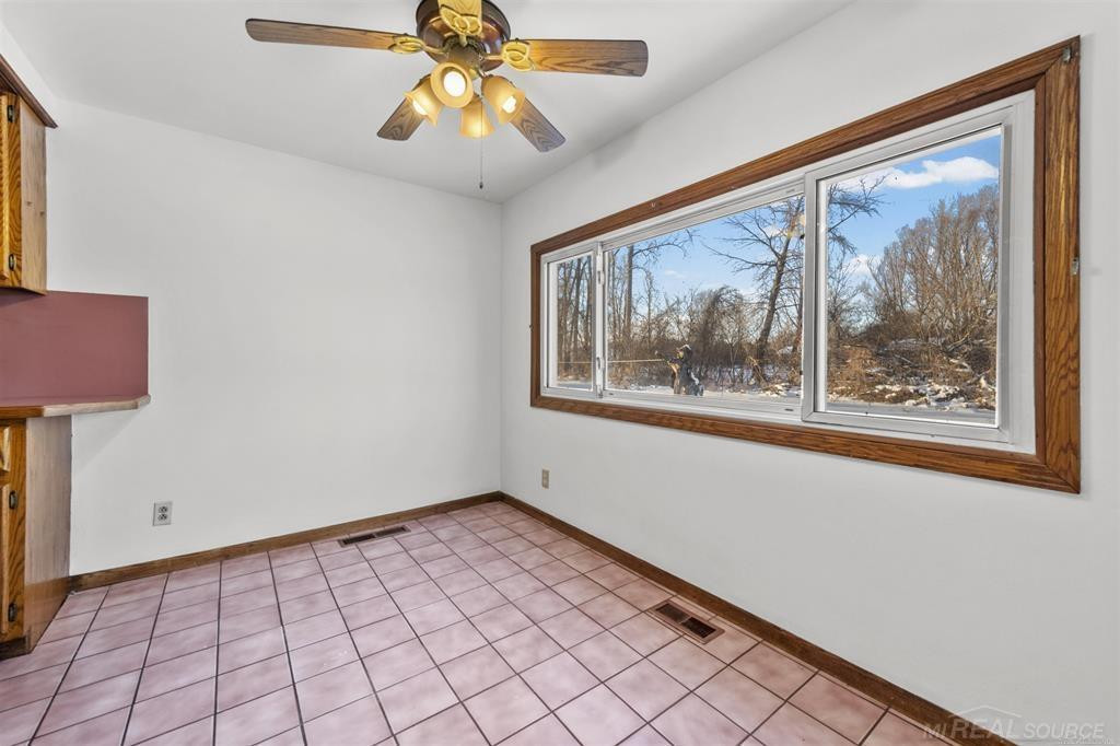 69455 Hicks Road, MI — Photo 11