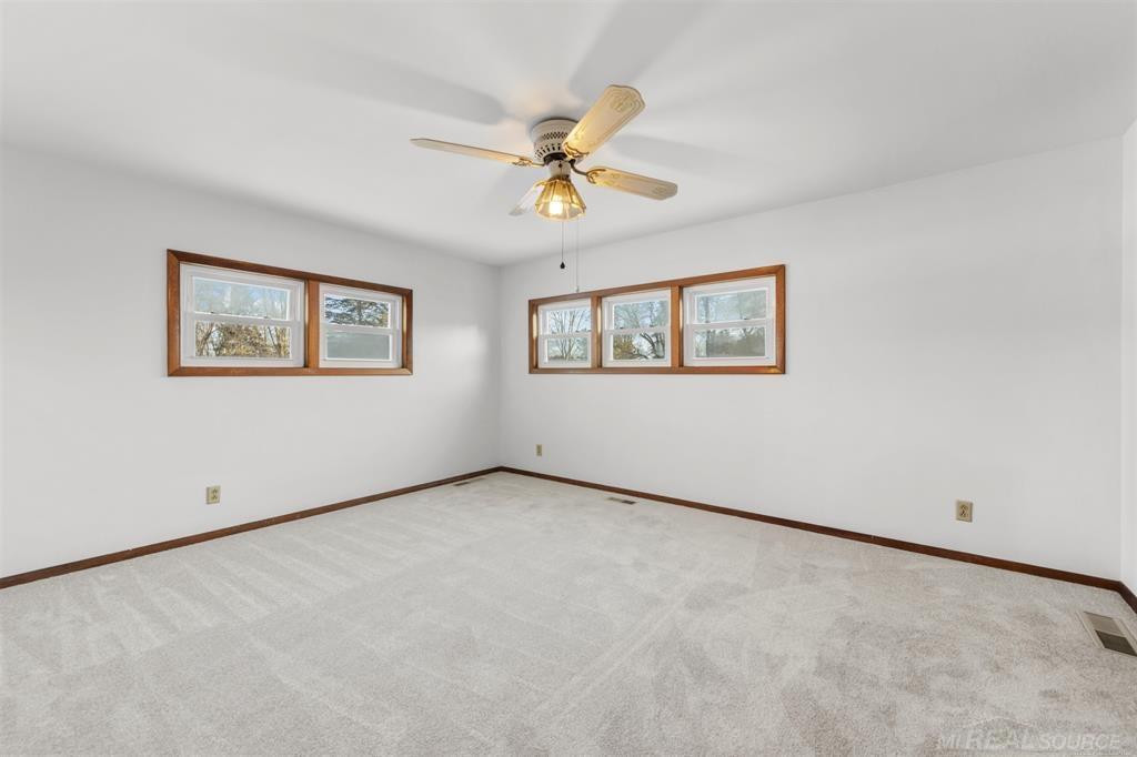 69455 Hicks Road, MI — Photo 21