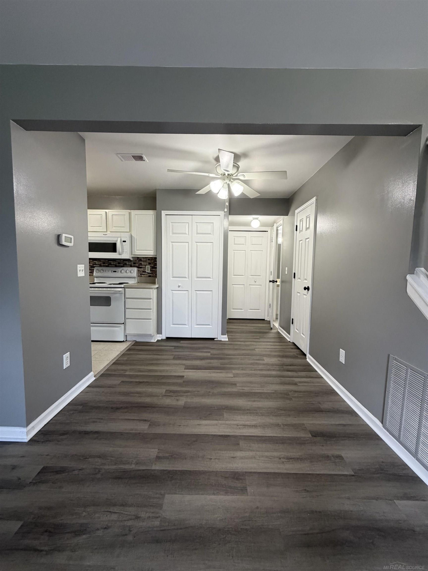 29740 Amy Lane, MI 48047 — Photo 5