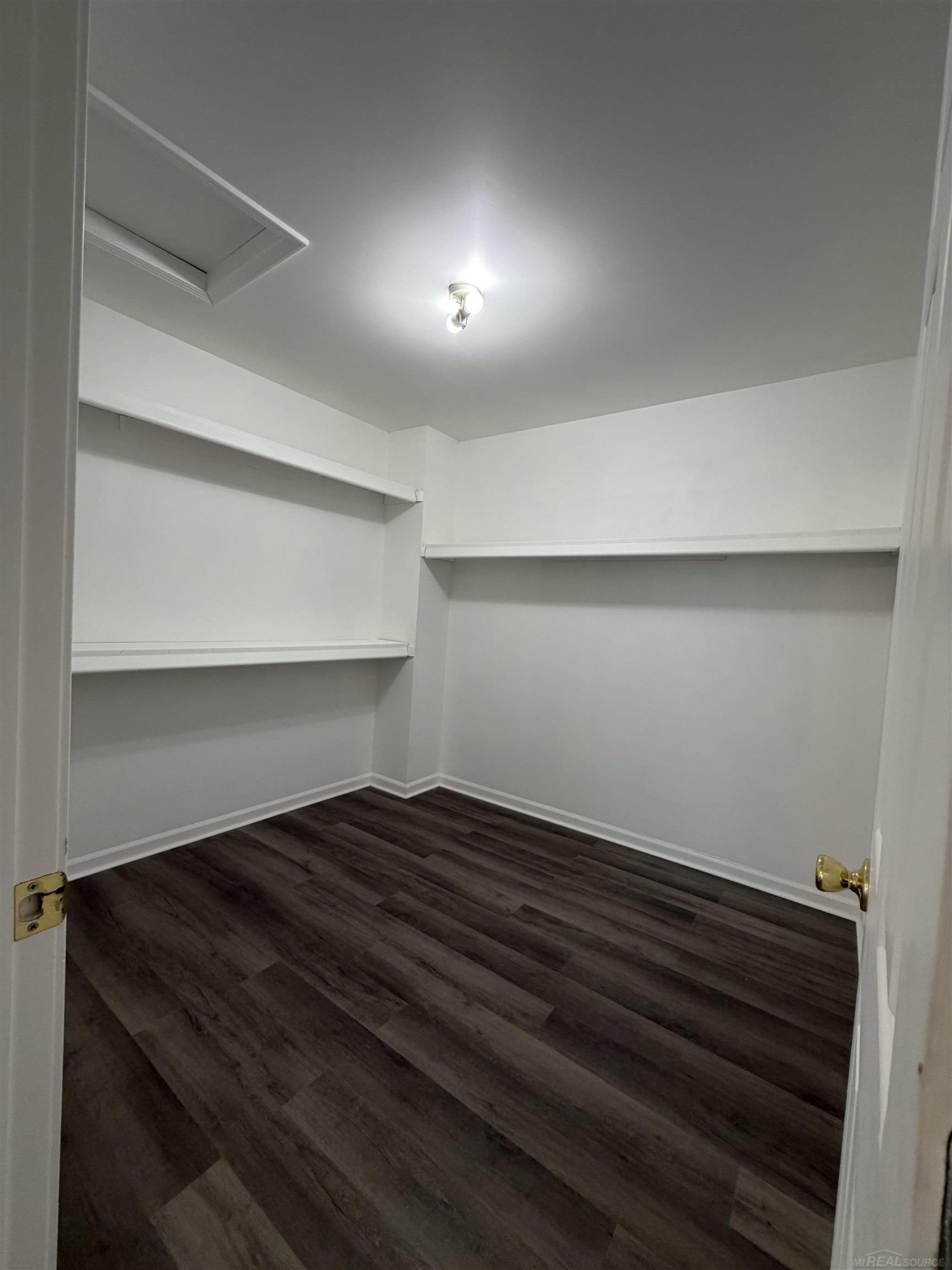 29740 Amy Lane, MI 48047 — Photo 17