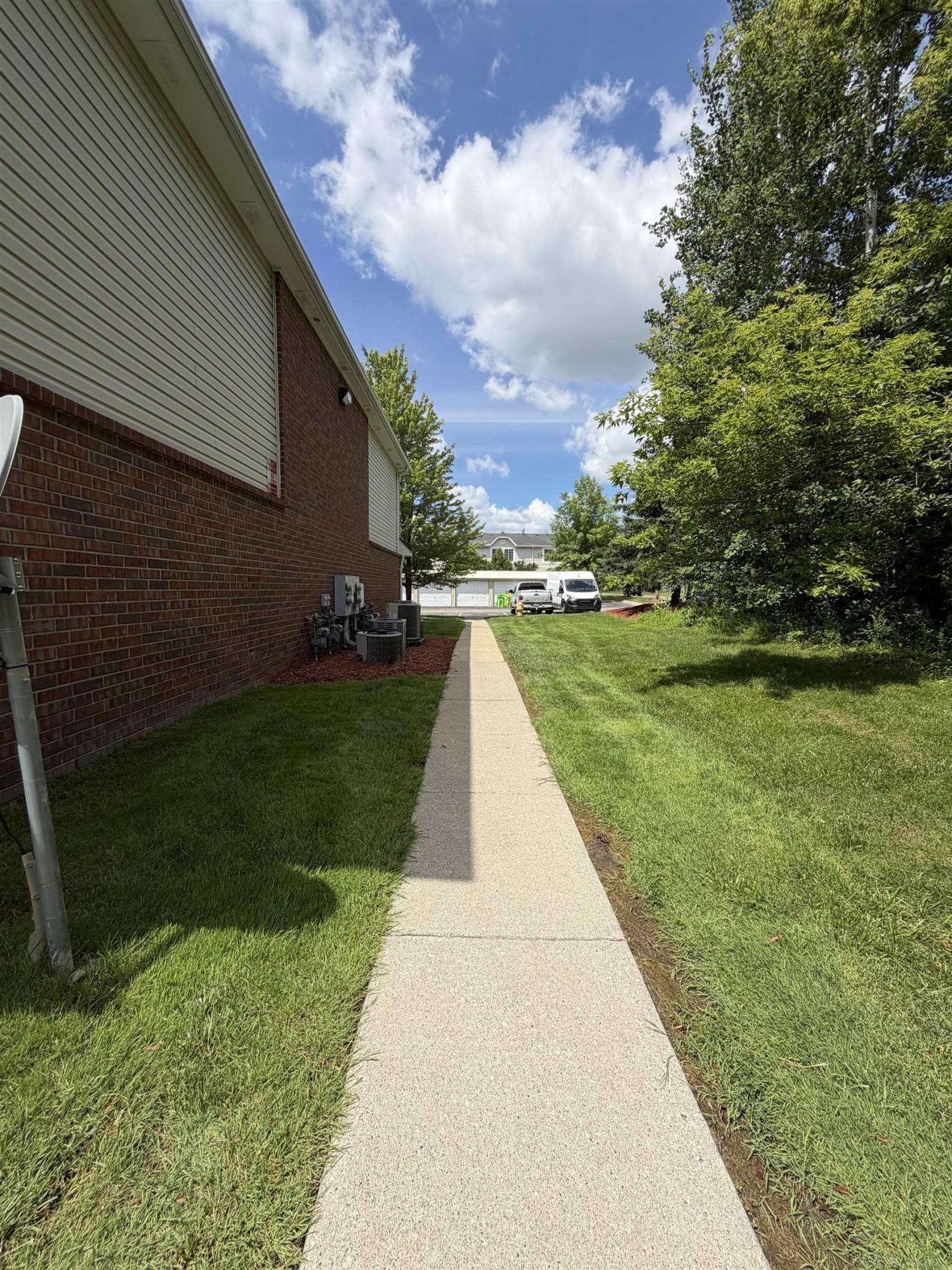 29740 Amy Lane, MI 48047 — Photo 26
