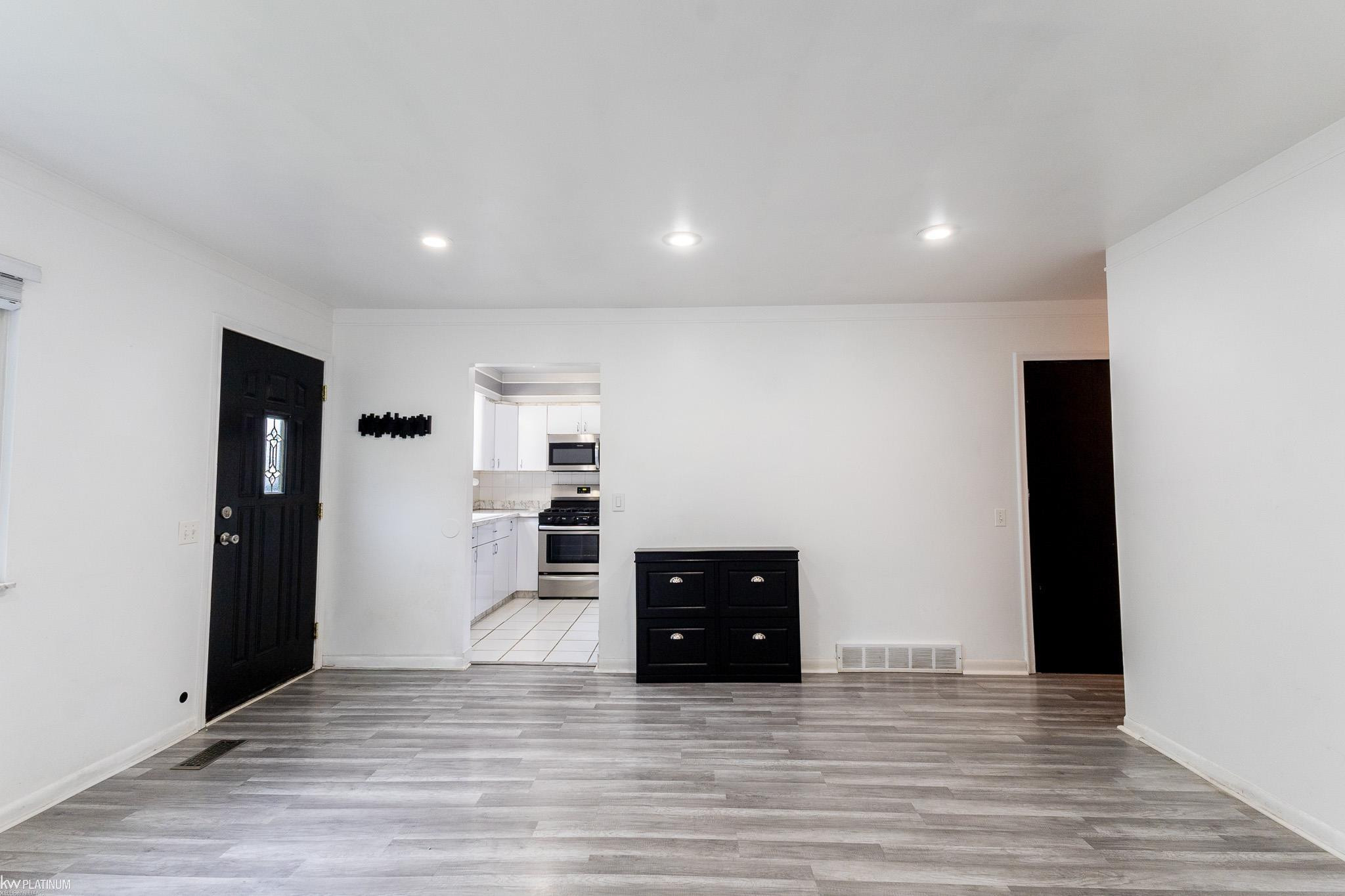 4153 NORBERT Street, Warren, MI 48091 — Photo 9