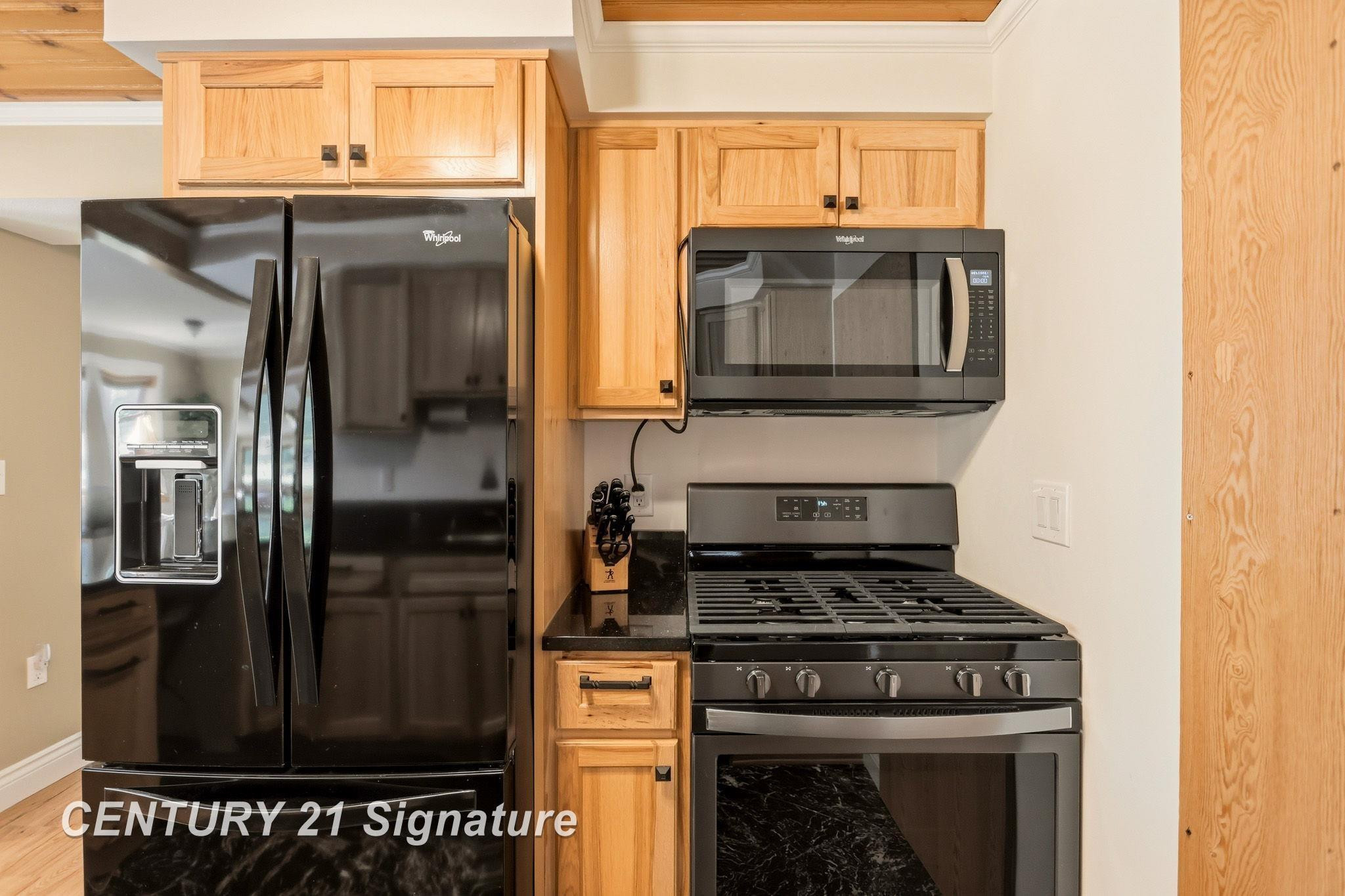 4065 N River Road, Freeland, MI 48623 — Photo 10