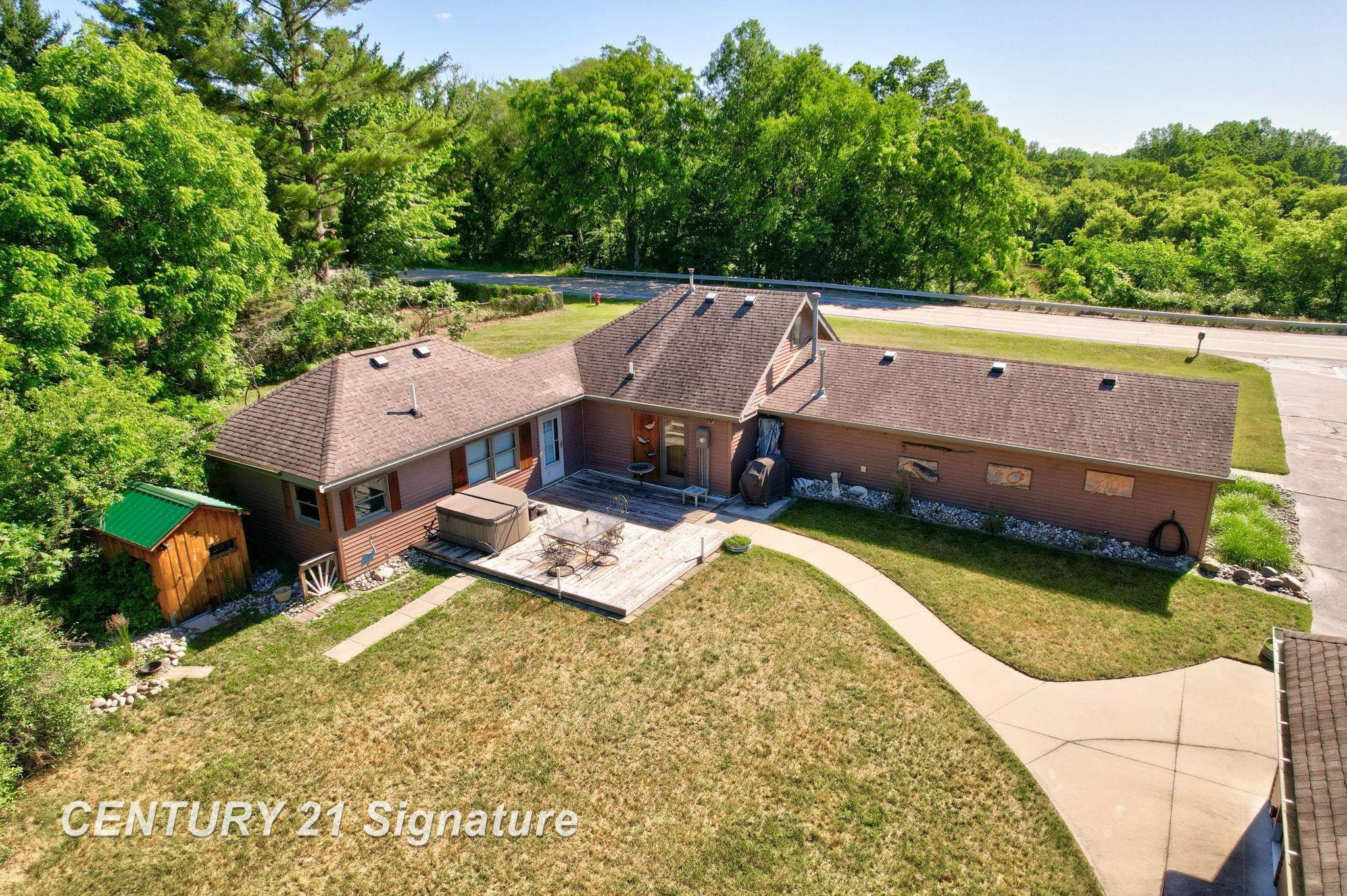 4065 N River Road, Freeland, MI 48623 — Photo 31
