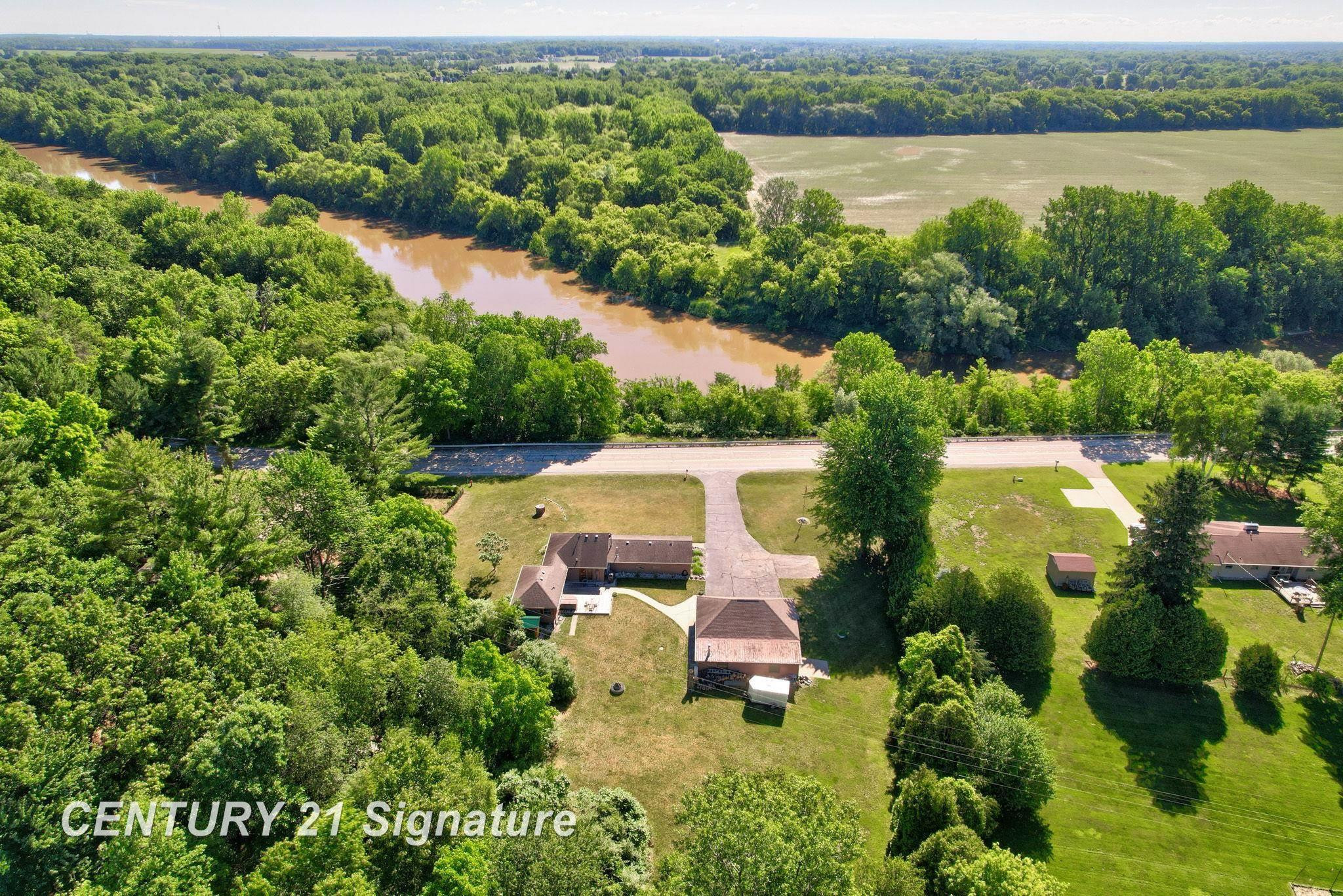 4065 N River Road, Freeland, MI 48623 — Photo 34