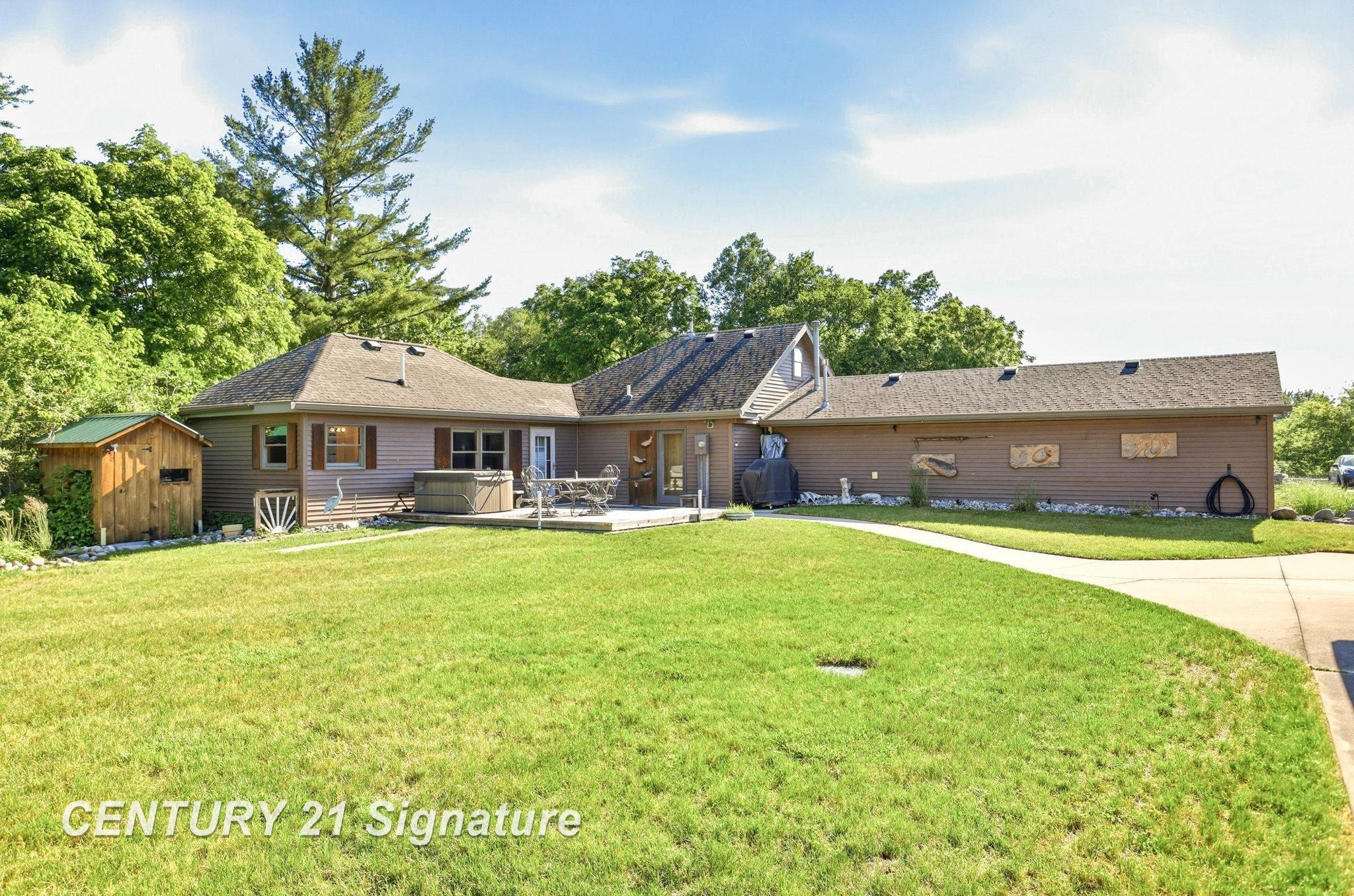 4065 N River Road, Freeland, MI 48623 — Photo 38