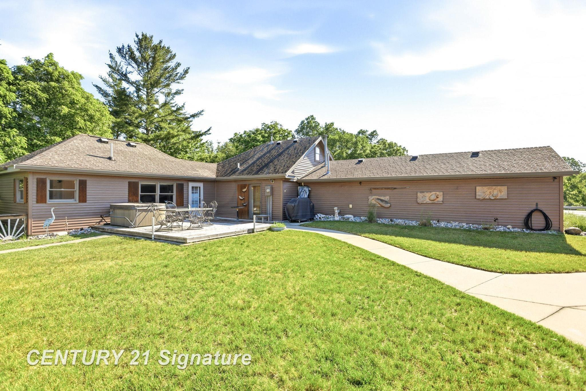 4065 N River Road, Freeland, MI 48623 — Photo 39